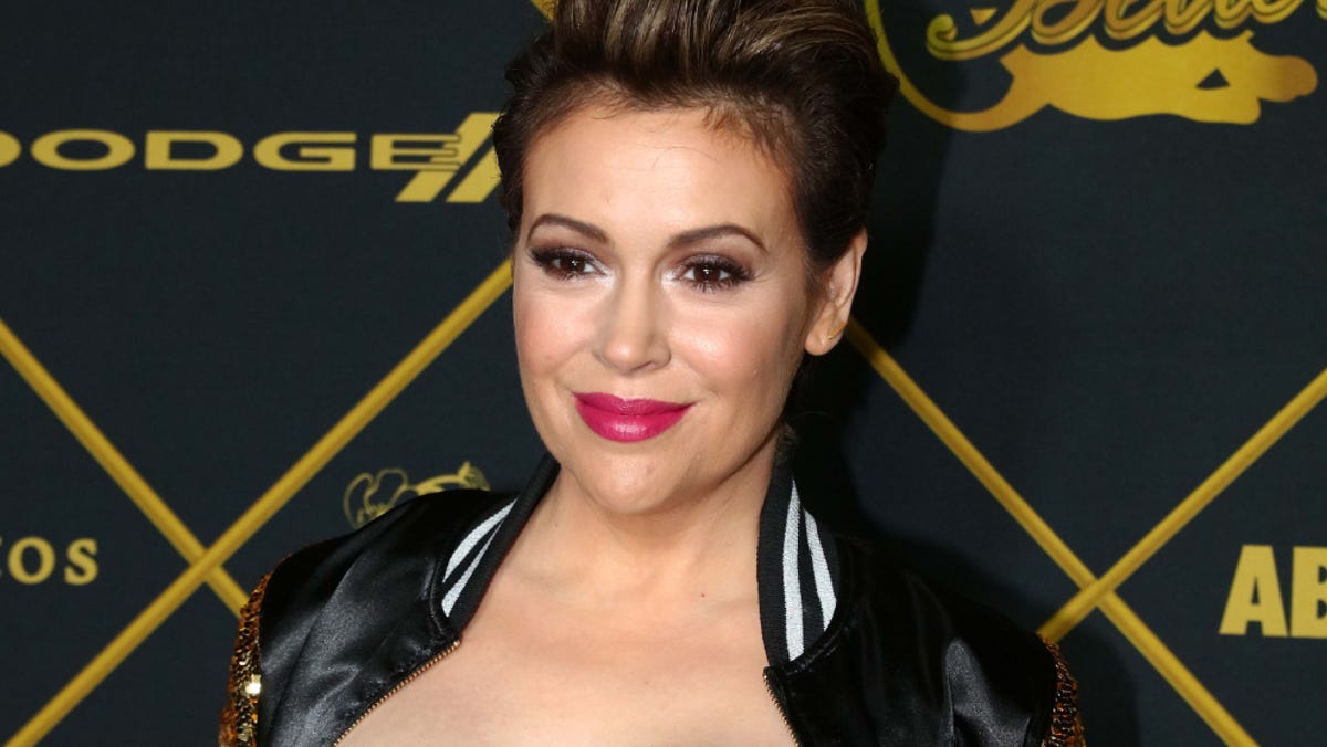 Alyssa Milano says her hair thinned after COVID—this is what helped