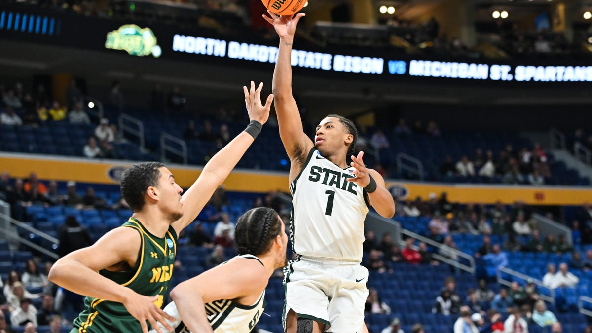 Το MSU μπάσκετ δεν είναι πλέον κορυφαία ομάδα, διολισθαίνει στην ενημερωμένη κατάταξη των εθνικών αναλυτών