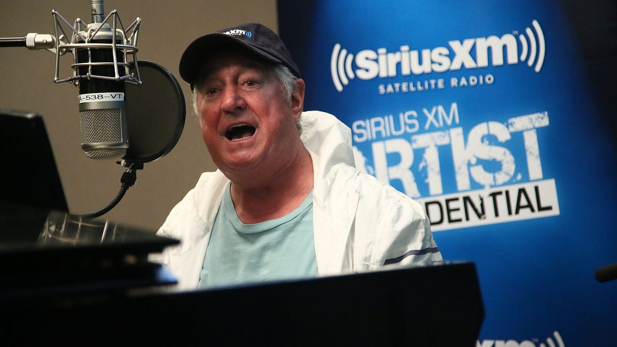 How did Neil Sedaka die? Singer-songwriter's cause of death revealed