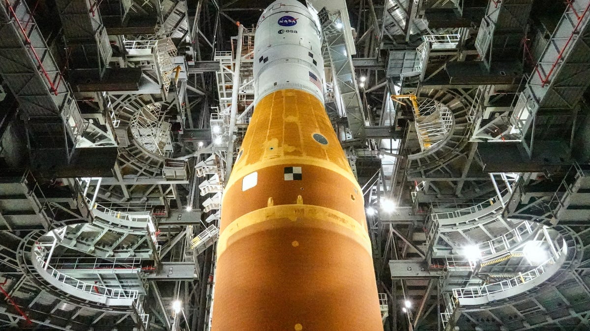 NASA' Artemis II mission plans to be the first crewed lunar mission in decades, set to loop astronauts around the moon and back.