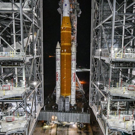 The Space Launch System rocket Artemis II begins its journey from the Vehicle Assembly Building to Pad 39B March 20, 2026. Craig Bailey, FLORIDA TODAY via USA TODAY NETWORK