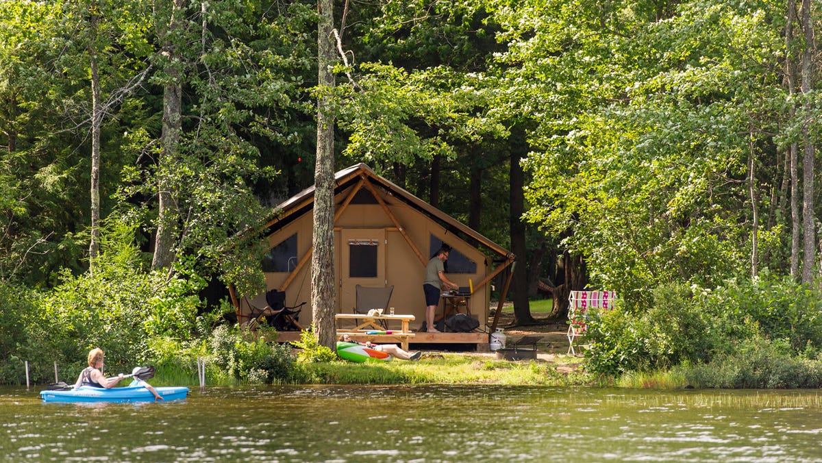 Family travel 5: Carve a new path Family travel 5: Carve a new path