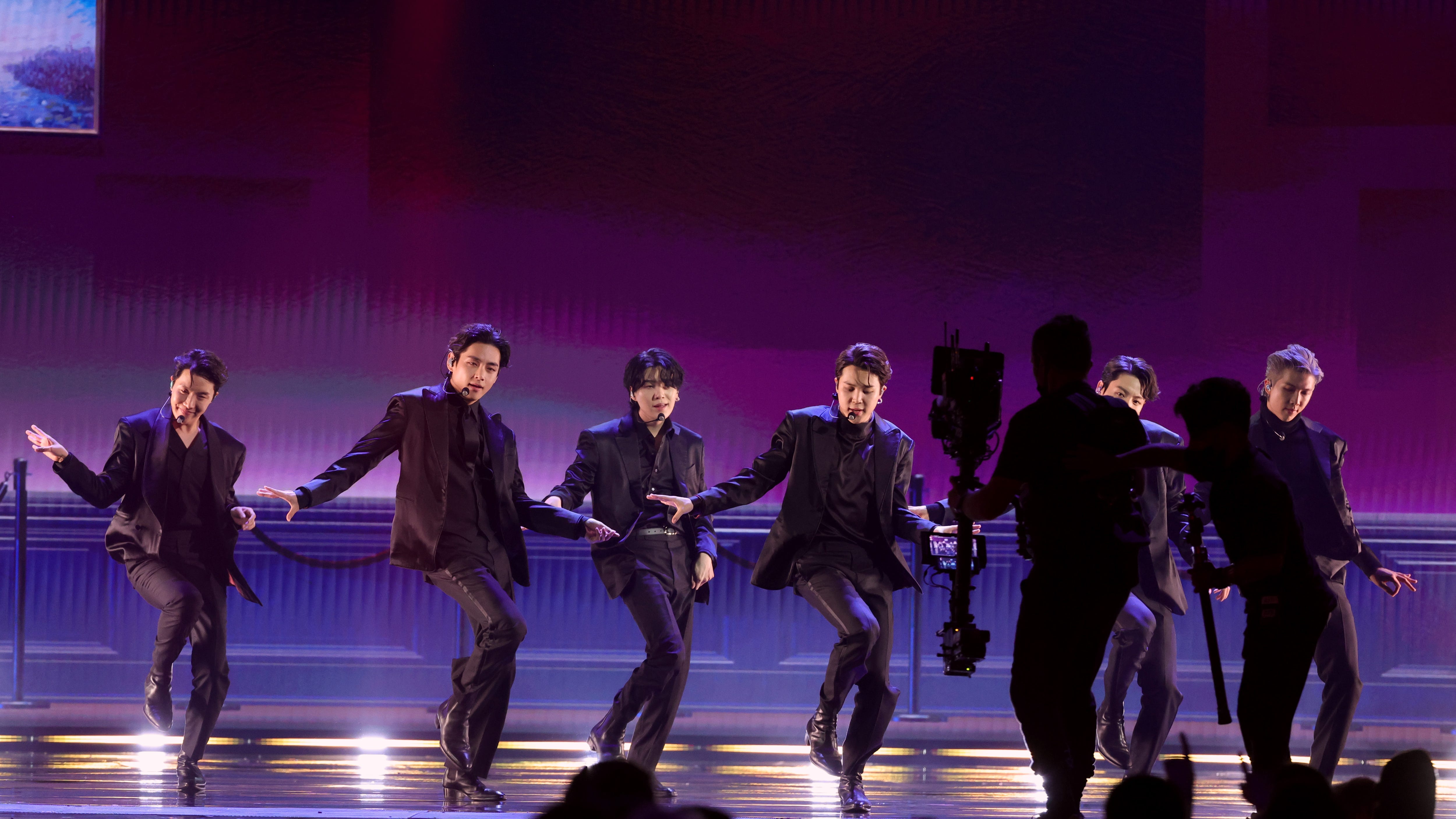 Lista de canciones del tour mundial de BTS. Ver todas las canciones de Dynamite a las canciones menos conocidas.