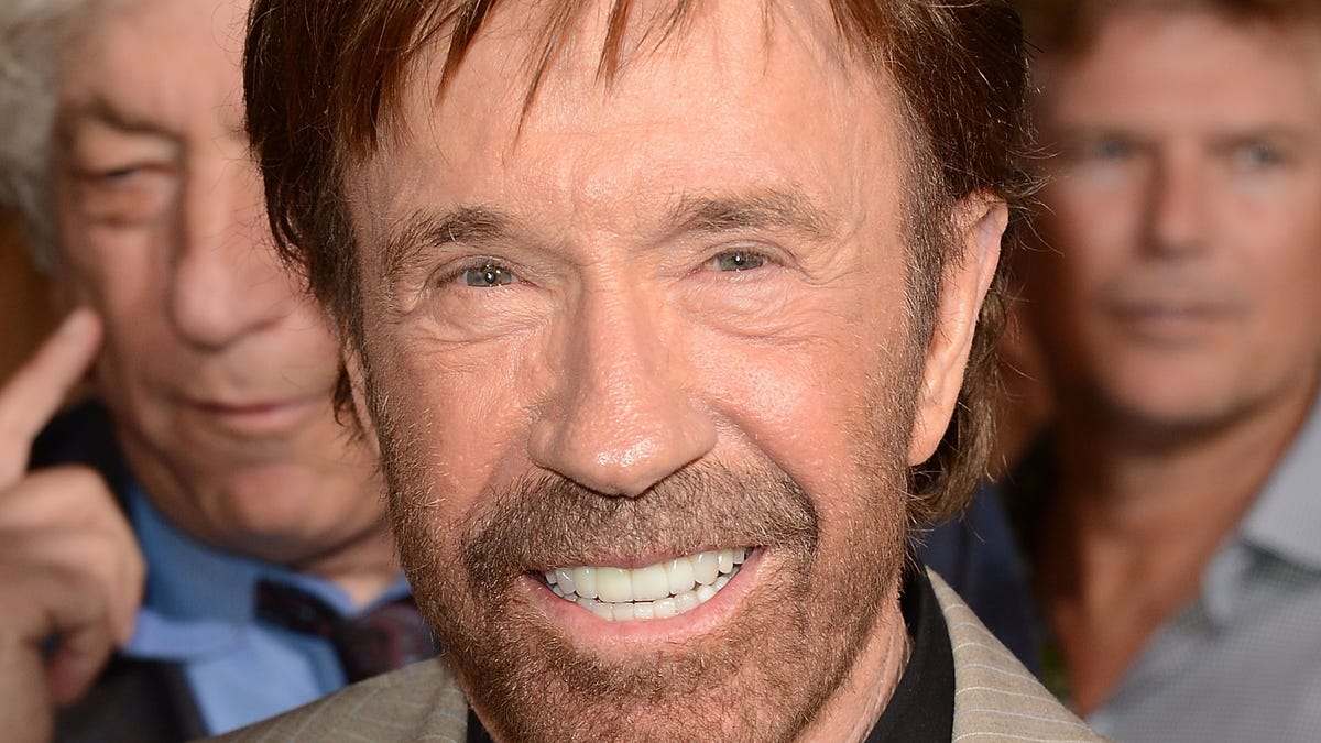 Sylvester Stallone says Chuck Norris was 'all-American in every way'