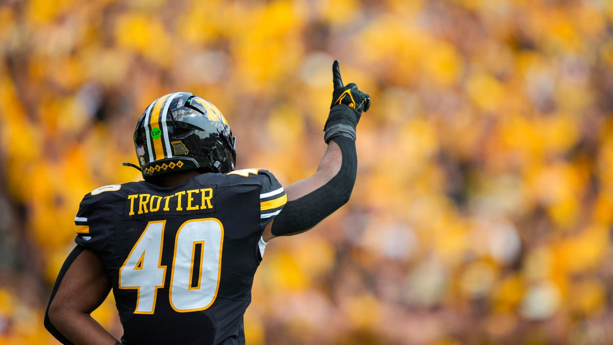 Γιος του πρώην All-Pro LB πρωτοσέλιδα των επιλογών του Colts σε μακαριστό σχέδιο 3 γύρων