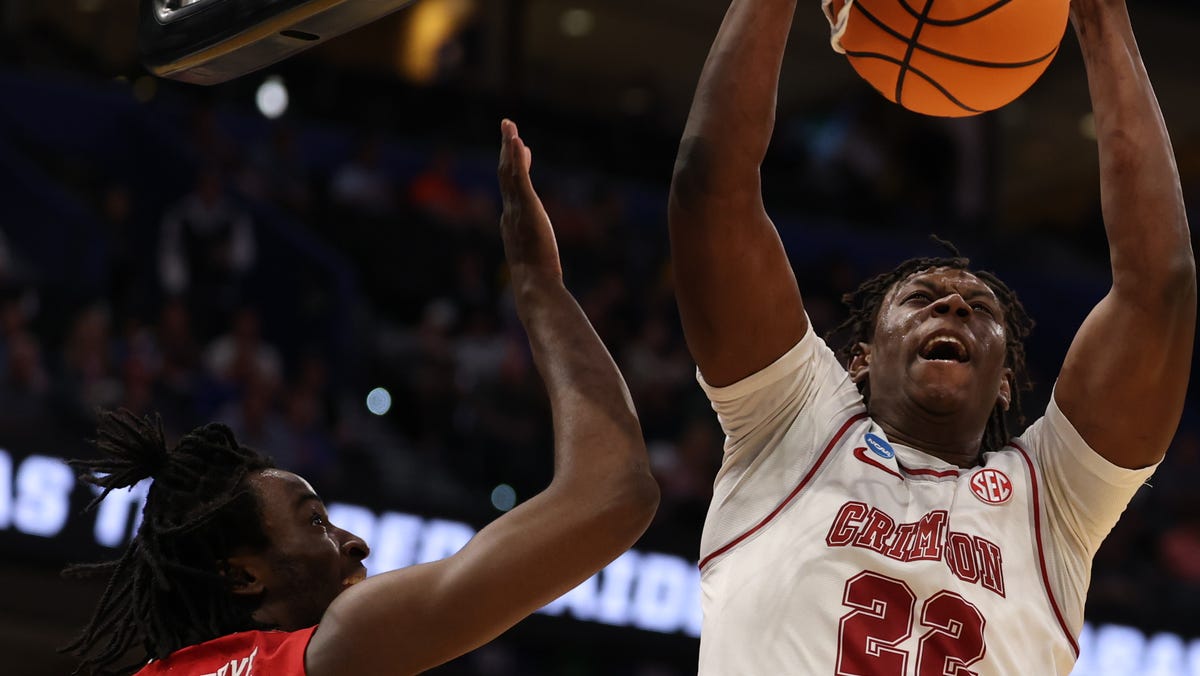 Ευέλικτο μεγάλο με παρουσία σουτ-μπλοκ αφήνει το σχολείο SEC για να μεταφερθεί στο μπάσκετ της Ιντιάνα