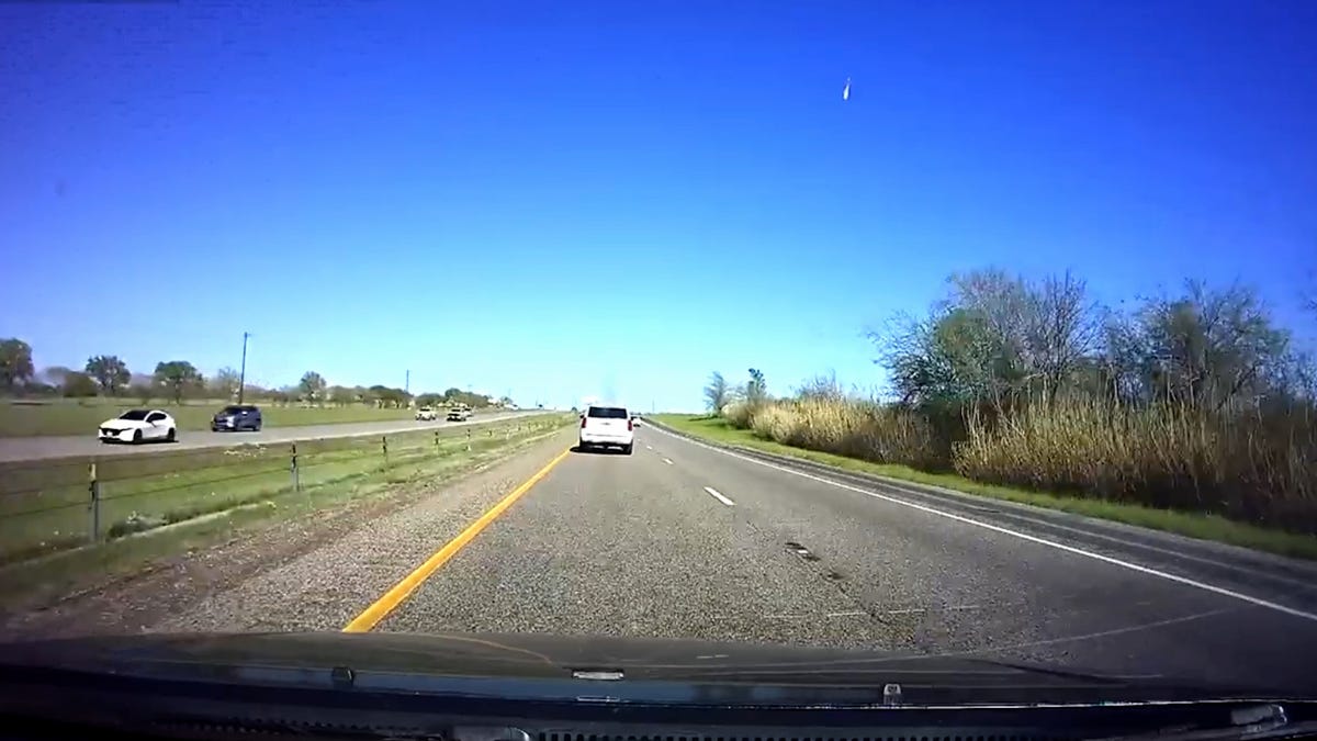 Suspected meteorite breaks through Houston home's roof