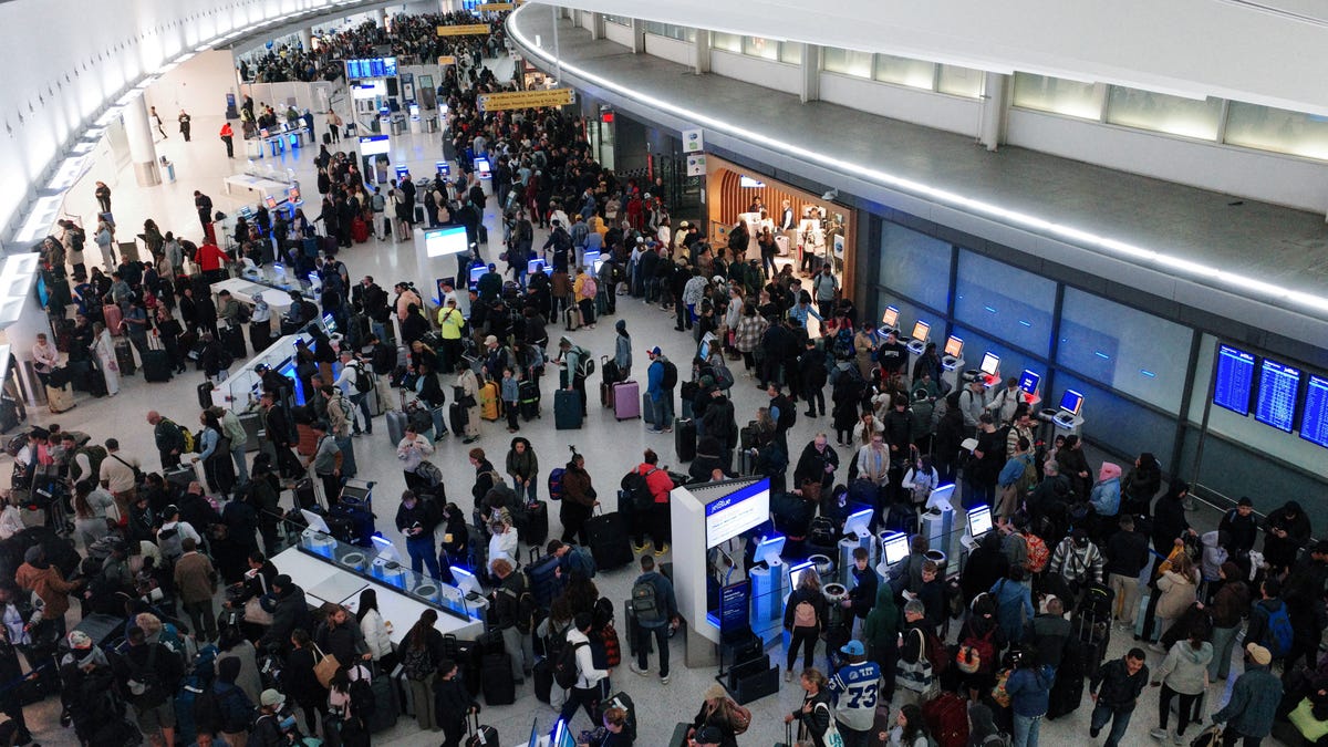 TSA AIRPORT DELAYS 004.jpg