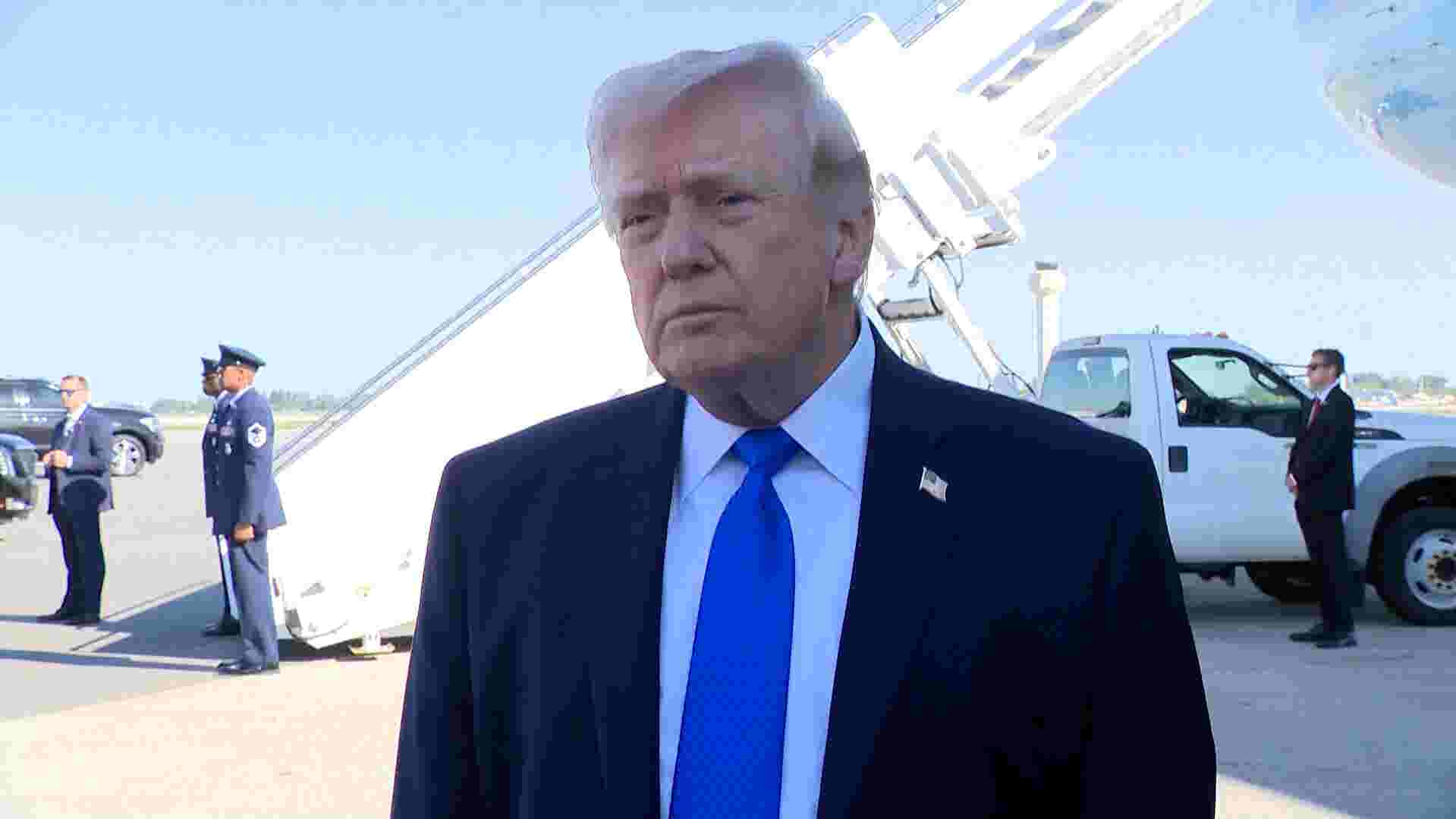 Trump blames Democrats for shutdown and defends ICE in airports