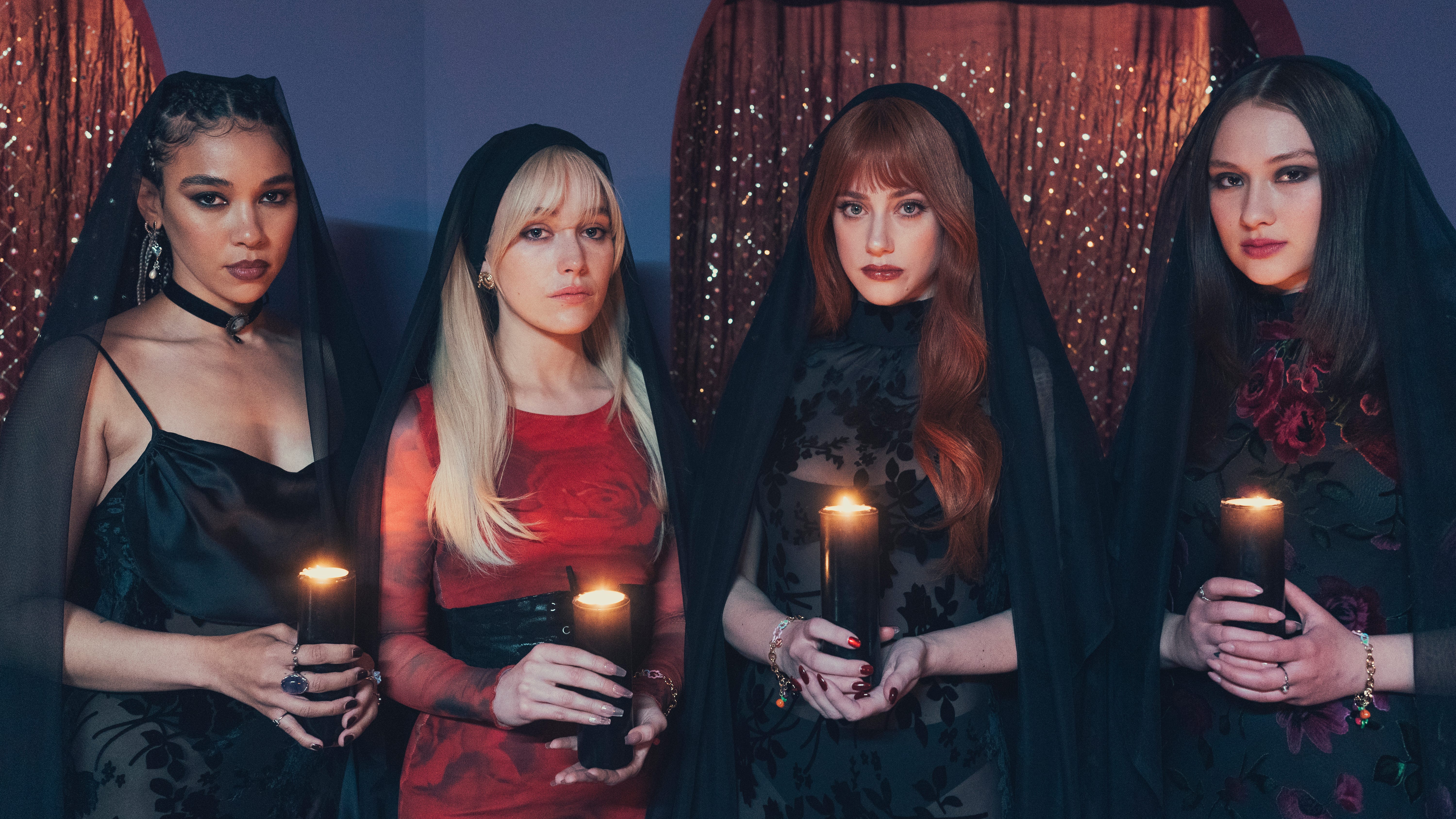 “من” المشجعين، ويستمر الرعب. كيفية مشاهدة الموسم الرابع