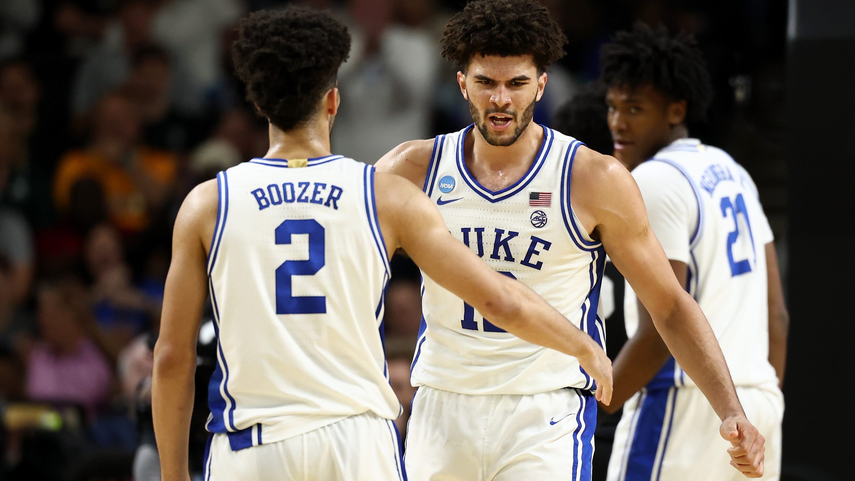 Το UNC απολύει τον Hubert Davis: Αντιδράσεις από τον κόσμο του κολεγιακού μπάσκετ