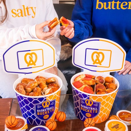 Auntie Anne's is offering limited-edition Basketball Buckets for March Madness.