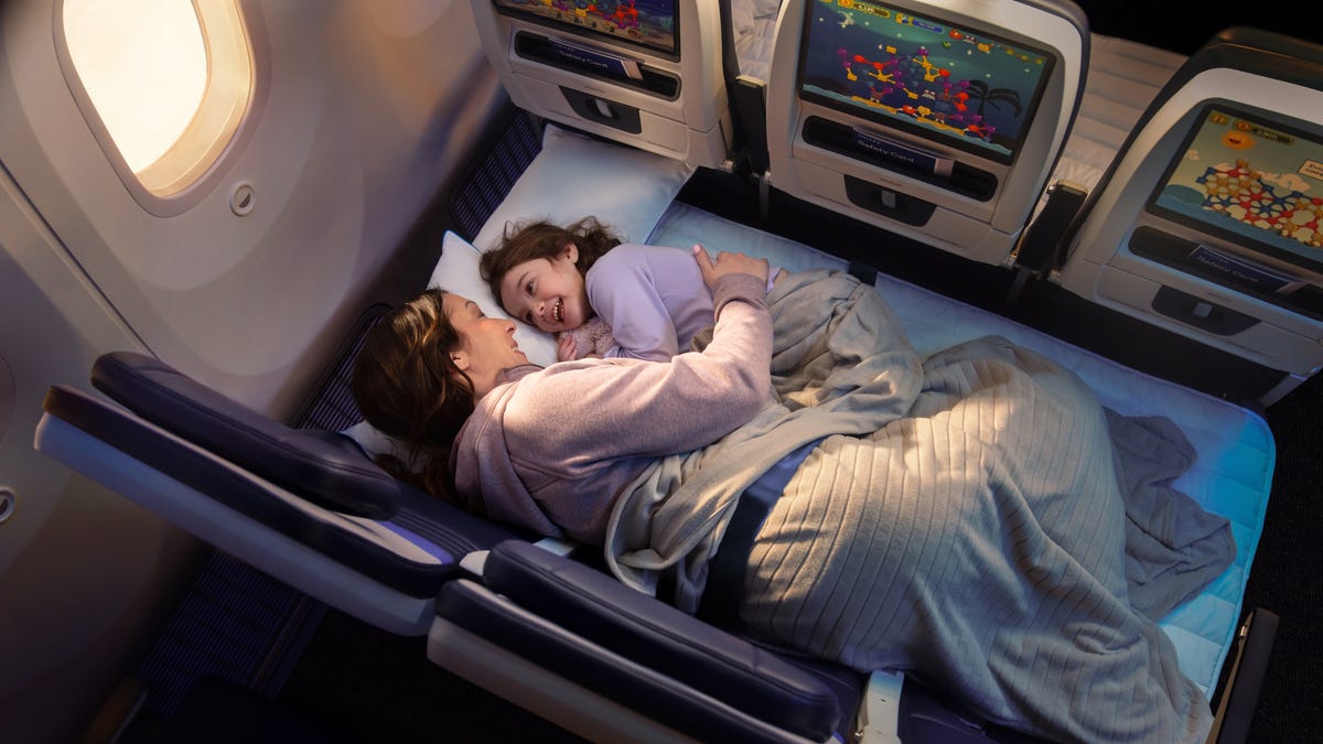 United Airlines_787-9 Elevated Relax Row_March 2026_Hero.jpg