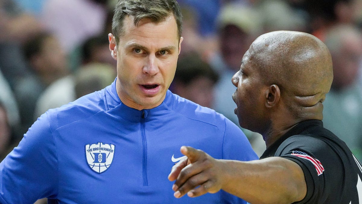 Sweet 16 bold predictions: Which No. 1 seed is most at risk? Who makes Final Four?