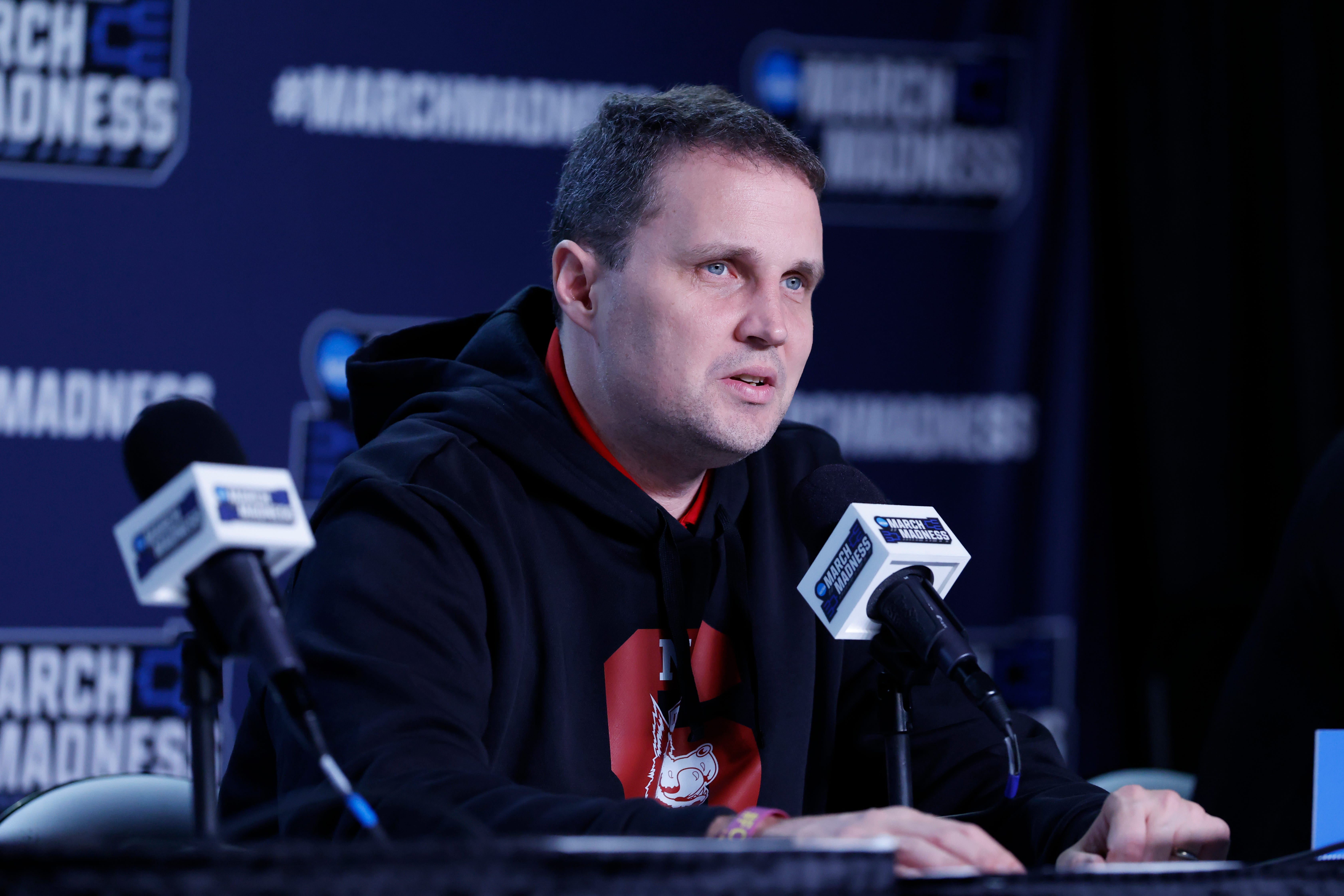 Will Wade released a statement on social media to confirm the reports that he is leaving NC State to return to LSU. Here's more.