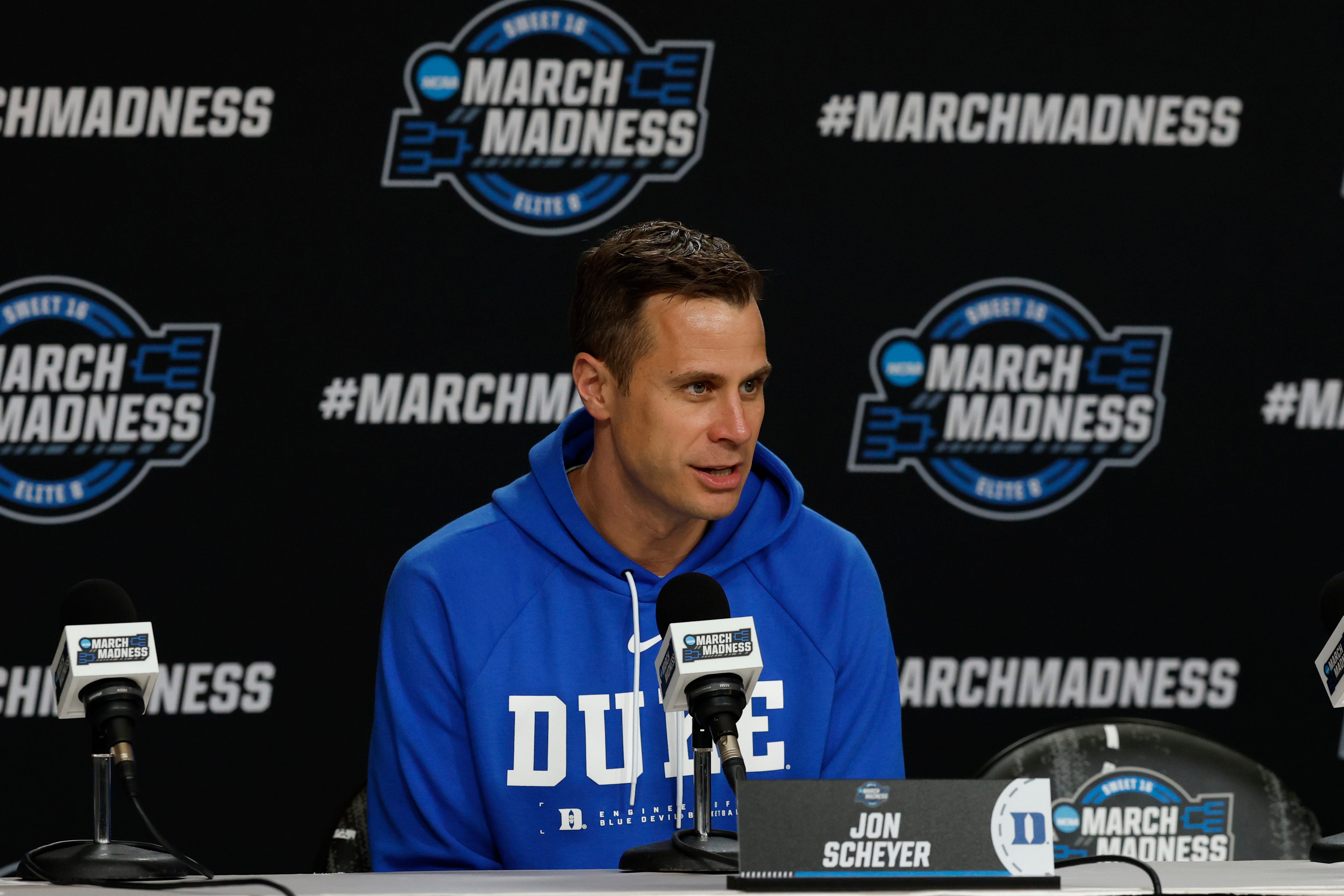 How much does Duke pay men's basketball coach Jon Scheyer?