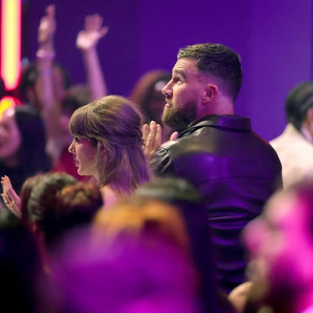 LOS ANGELES, CALIFORNIA - MARCH 26: (FOR EDITORIAL USE ONLY) (L-R) Taylor Swift and Travis Kelce attend the 2026 iHeartRadio Music Awards at Dolby Theatre on March 26, 2026 in Los Angeles, California. (Photo by Kevin Winter/Getty Images for iHeartRadio)