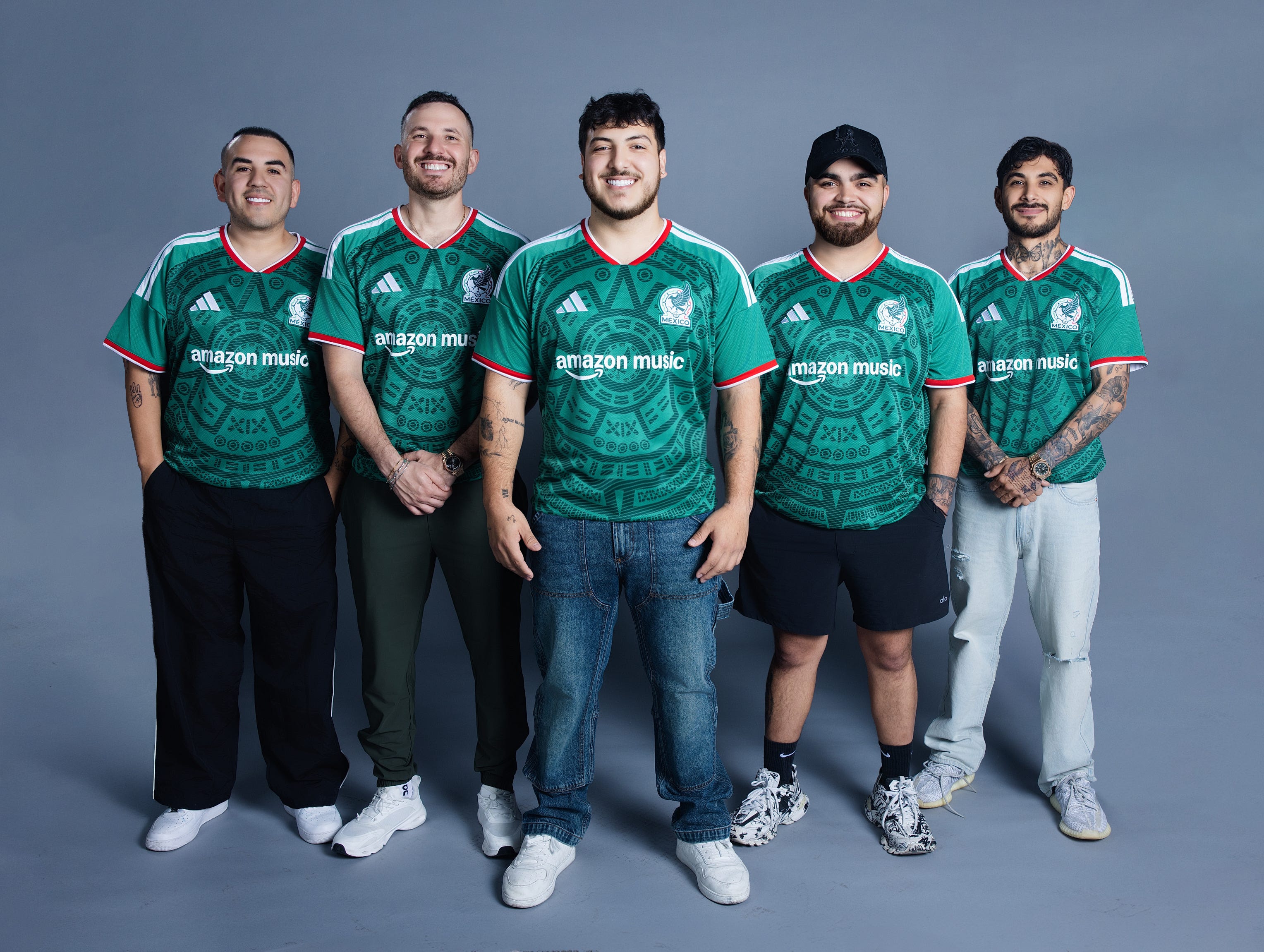 https://www.gannett-cdn.com/authoring/authoring-images/2026/03/27/PPHX/89344422007-para-grupo-frontera-es-un-privilegio-haber-sido-elegido-por-amazon-music-y-la-federacion-mexicana-de-futbol-para-interpretar-el-tema-oficial-de-la-seleccion-mexicana-rumbo-al-mundial-2026-amazon-music.jpeg?auto=webp&crop=3055,1719,x0,y0&format=pjpg&width=1200