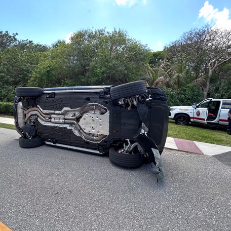 Tiger Woods rollover crash on Jupiter Island on March 27, 2026. The crash occurred just after 2 p.m. in the 200 block of Beach Road.