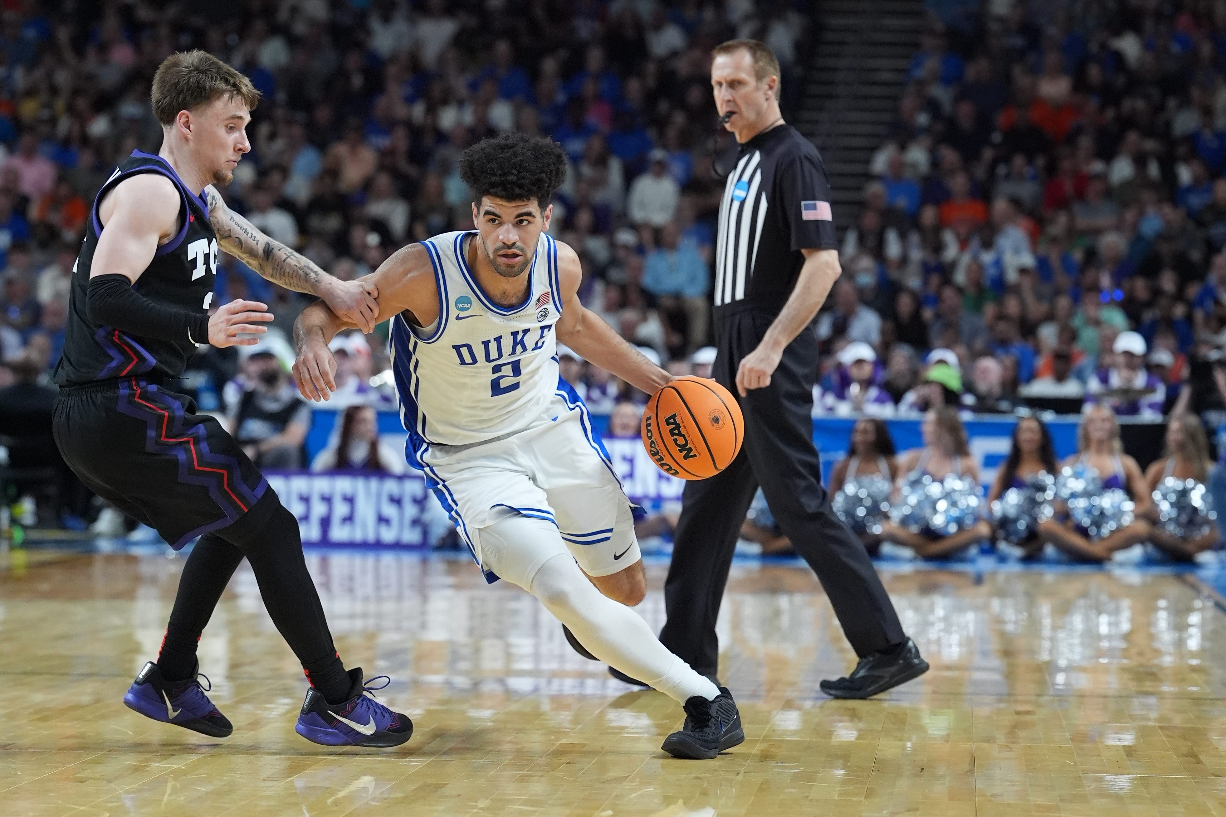 Friday's games in the men's NCAA Tournament feature the second half of the Sweet 16. We break down the matchups that will complete the Elite Eight.