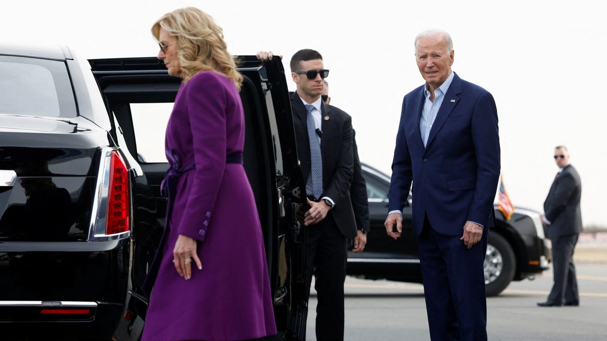 U.S. first lady Jill Biden enters a vehicle as President Joe Biden looks on upon arrival at Philadelphia International airport, in Philadelphia, Pennsylvania, U.S, March 8, 2024. REUTERS/Evelyn Hockstein