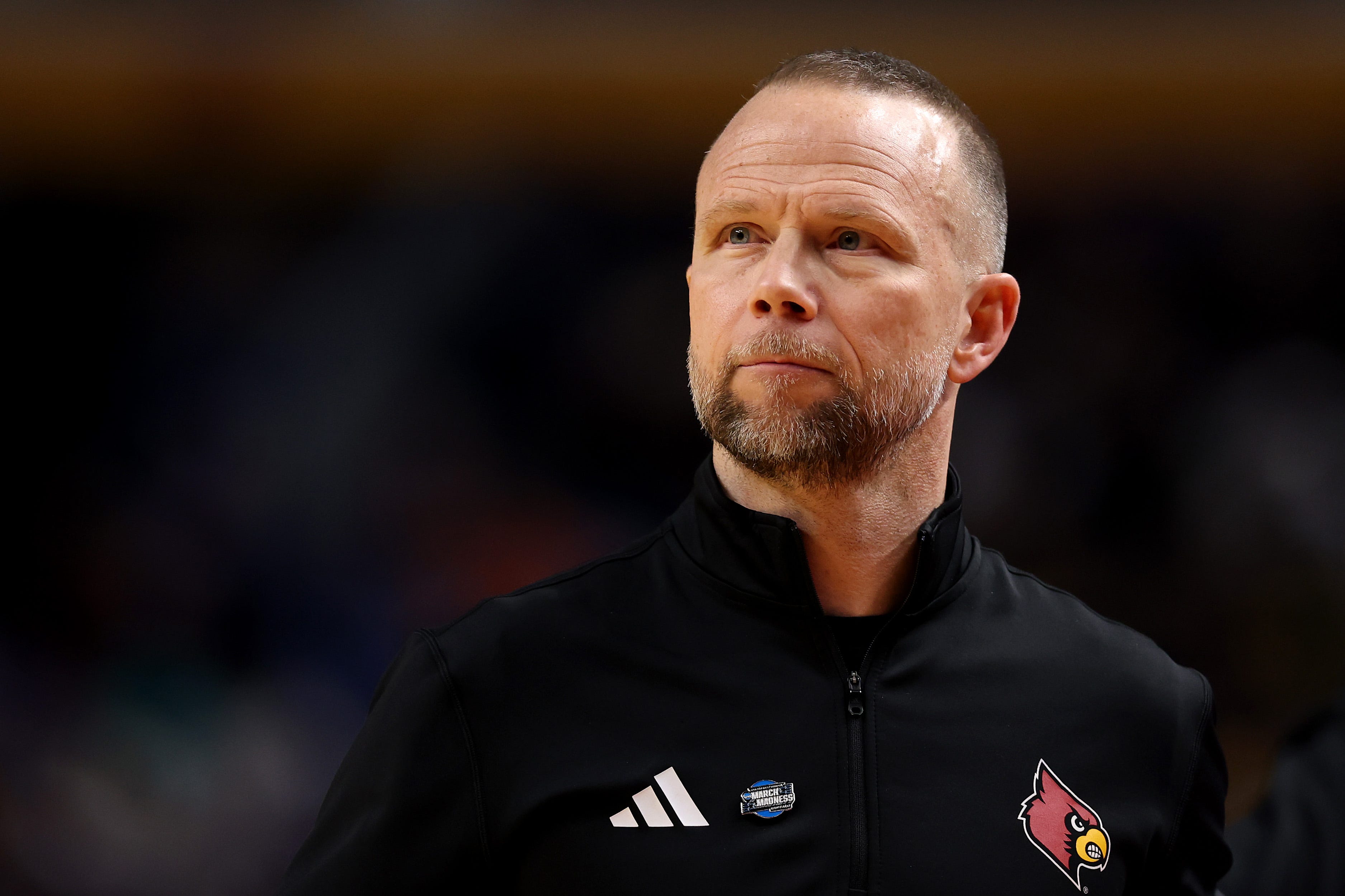 How should Louisville basketball, Pat Kelsey approach transfer portal?