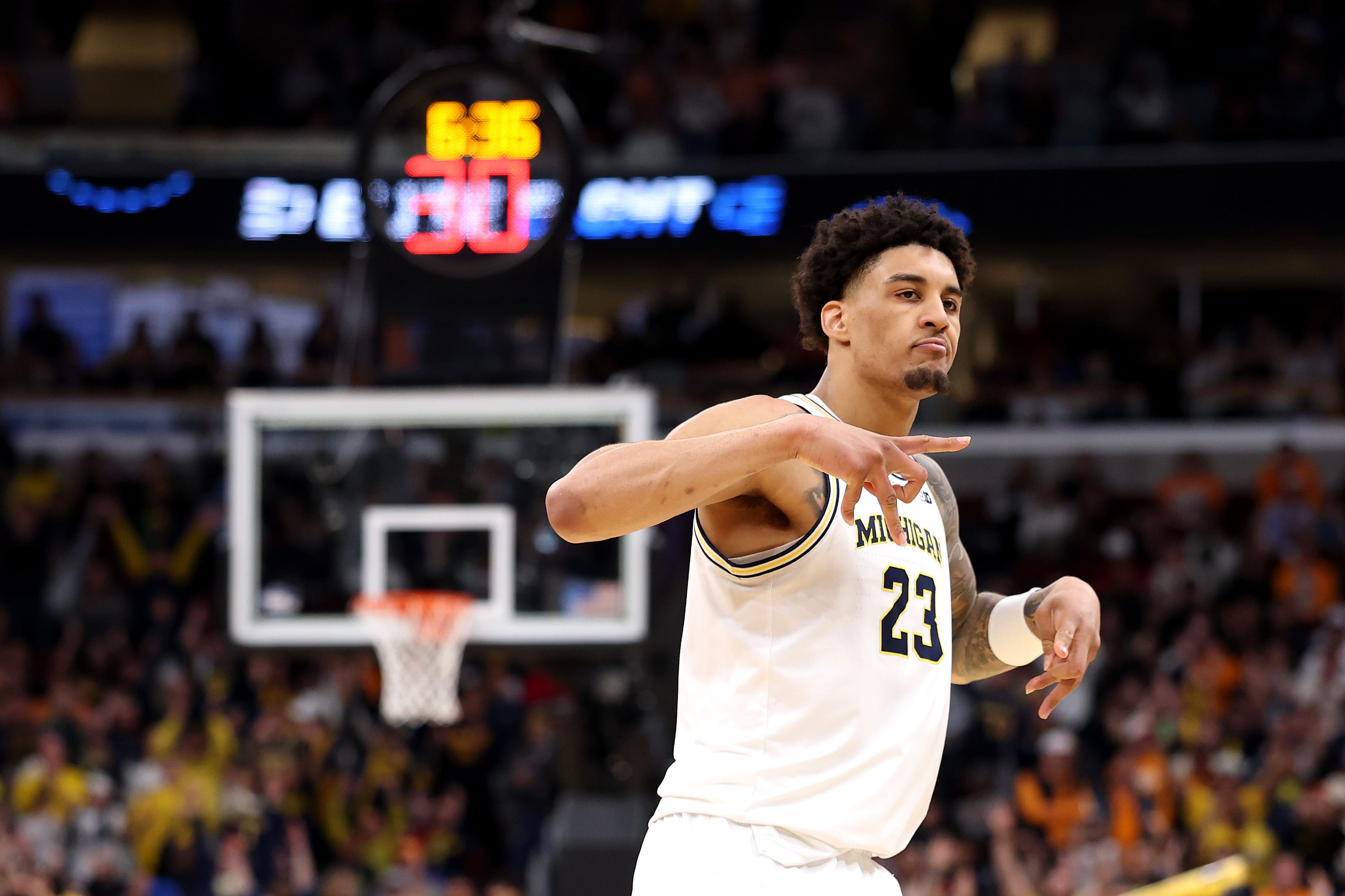 Michigan basketball dominated Tennessee in the Elite Eight to advance to the Final Four. Here's a look at the largest wins in Elite 8 history: