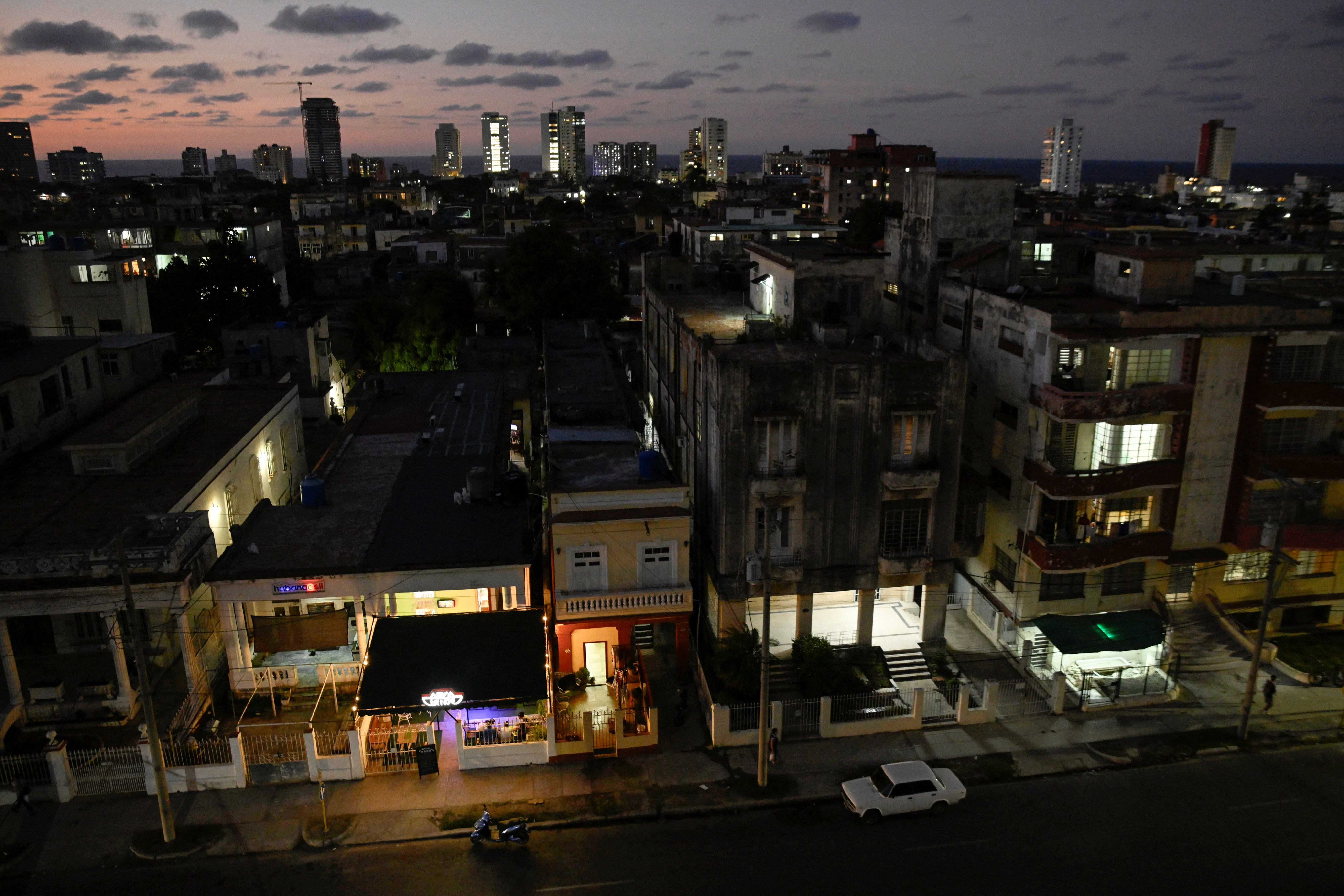 Latest World & National News & Headlines