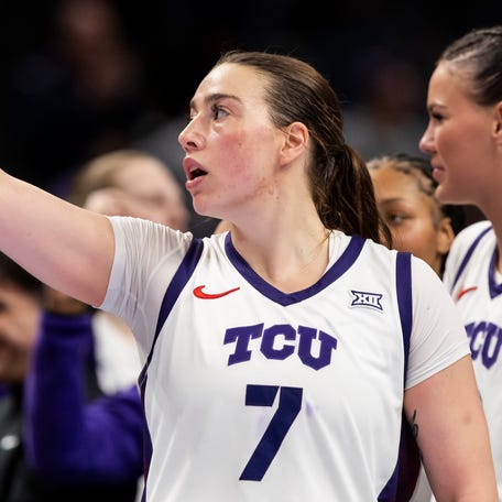 TCU Horned Frogs forward Marta Suárez makes hoodies for her teammates.