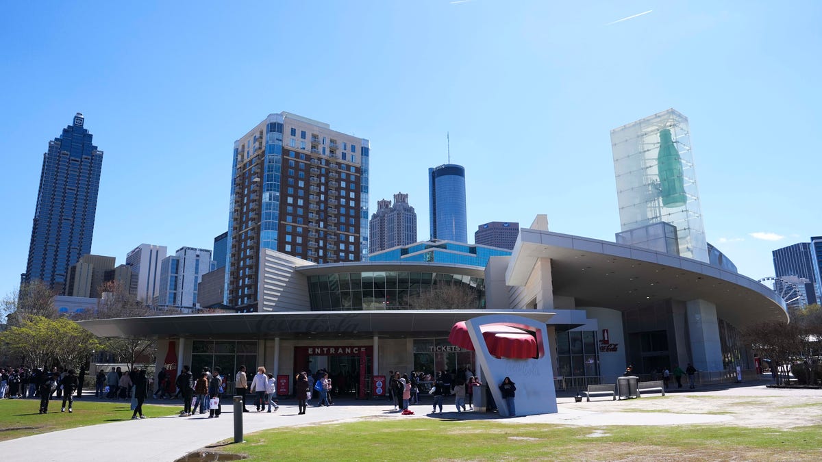 Загляните внутрь мира Coca-Cola