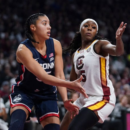 Azzi Fudd and Raven Johnson meet again in the Final Four.