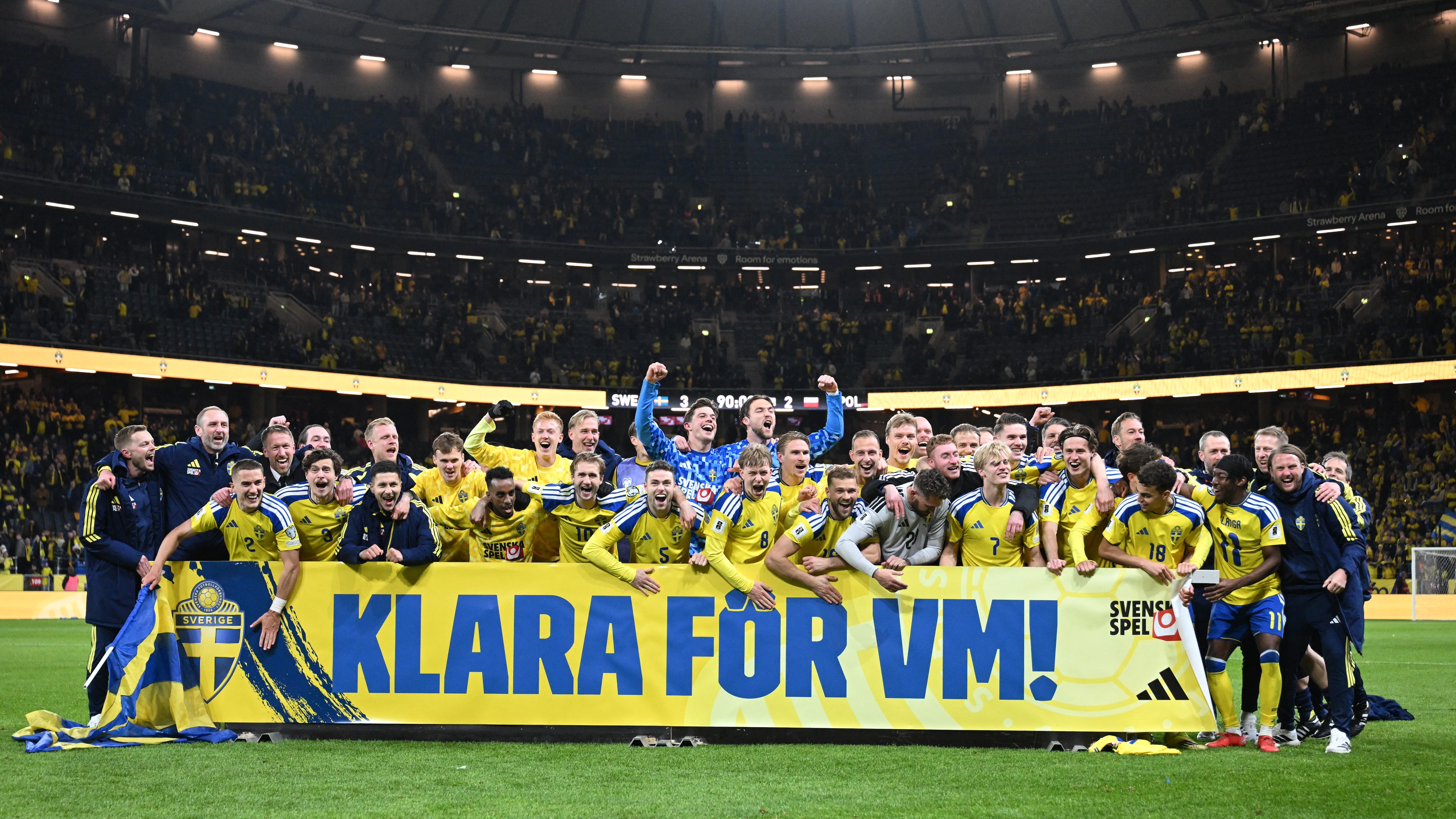 Канада предлагает обмен футболок разочарованным итальянским болельщикам перед чемпионатом мира по футболу