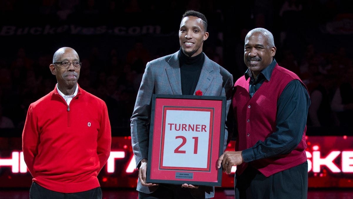 Ο πρώην σταρ της Πολιτείας του Οχάιο δεν είναι ευχαριστημένος που ο Ντέβιν Ρόγιαλ αποχώρησε από τους Buckeyes