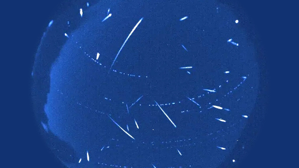 A composite image of the Lyrid and not-Lyrid meteors, seen over New Mexico from April 21-23, 2012.