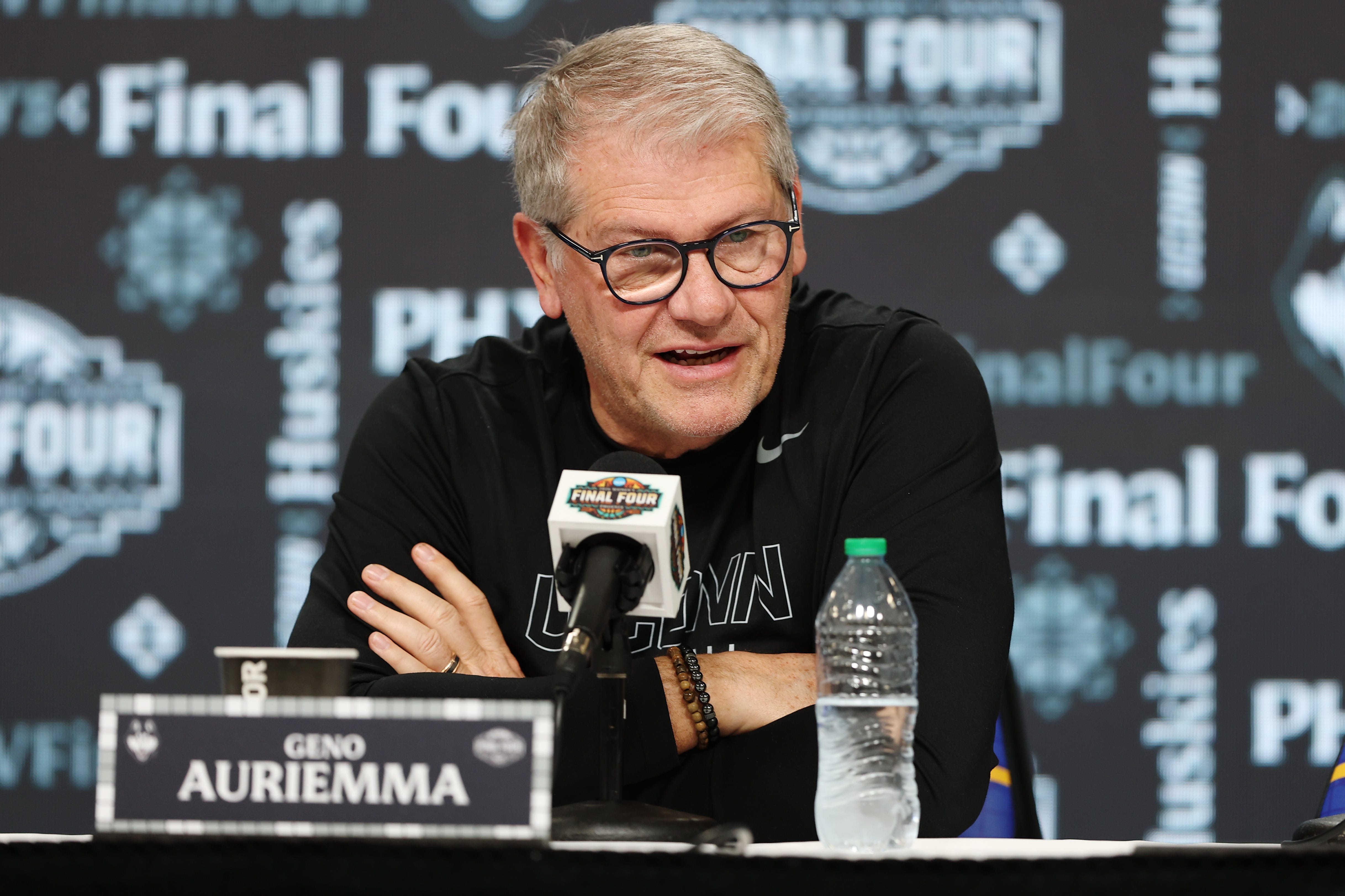 Geno Auriemma and Dawn Staley were both asked about their Final Four altercation. Here's what the UConn and South Carolina basketball coaches said: