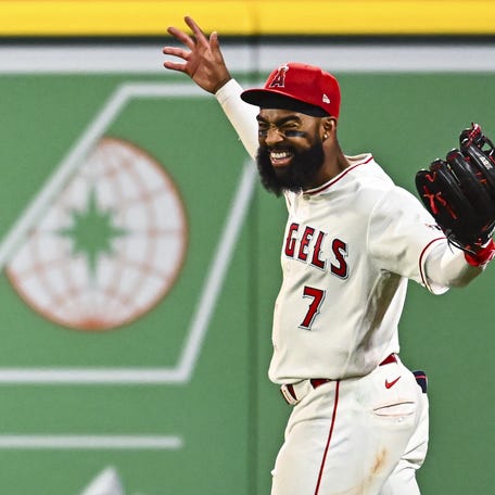 Los Angeles Angels right fielder Jo Adell (7) reacts after making a catch against the Seattle Mariners during the ninth inning at Angel Stadium in Anaheim, California, on April 4, 2026.