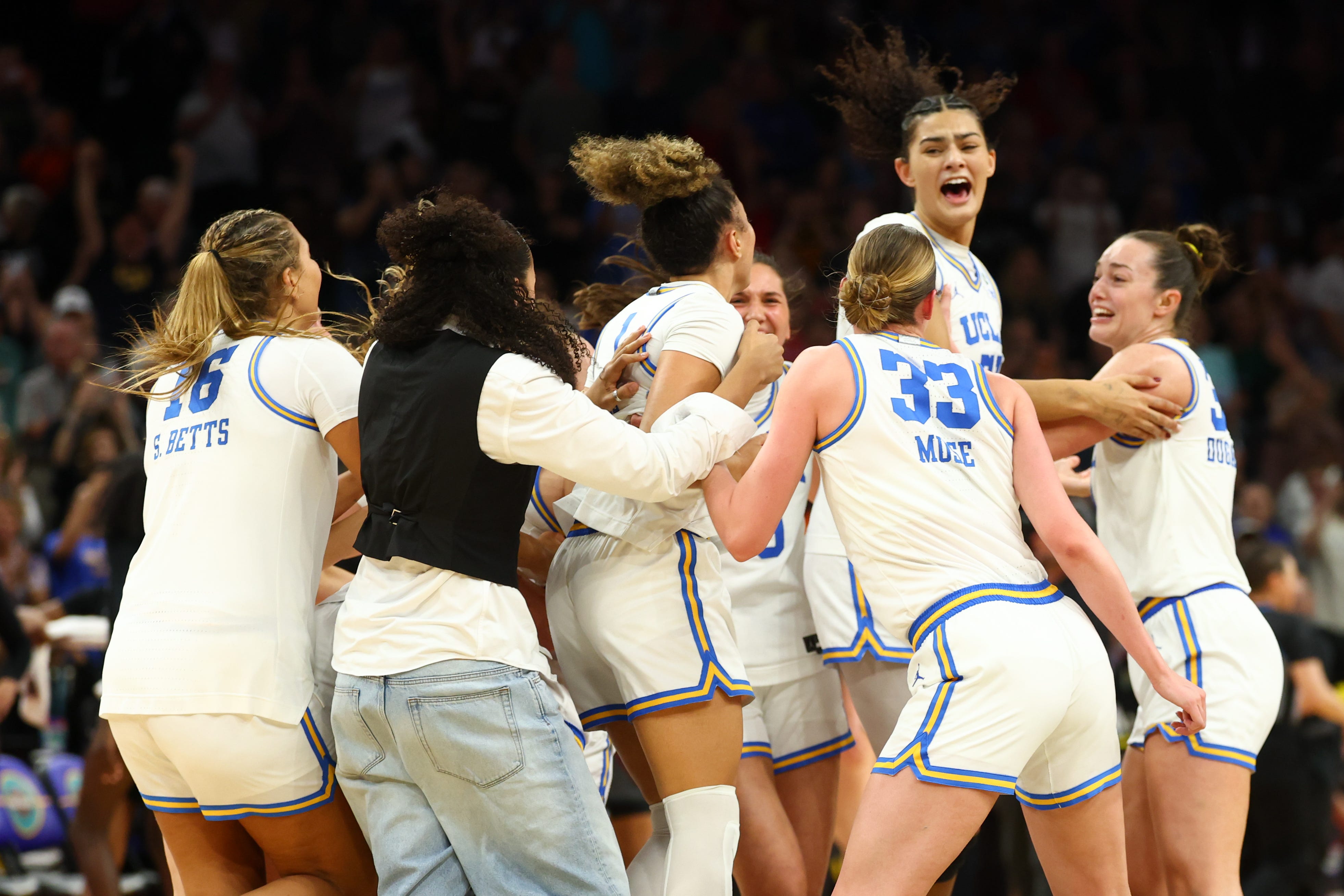 UCLA won the women's national title Sunday over South Carolina at Mortgage Matchup Center. Here are the highlights.