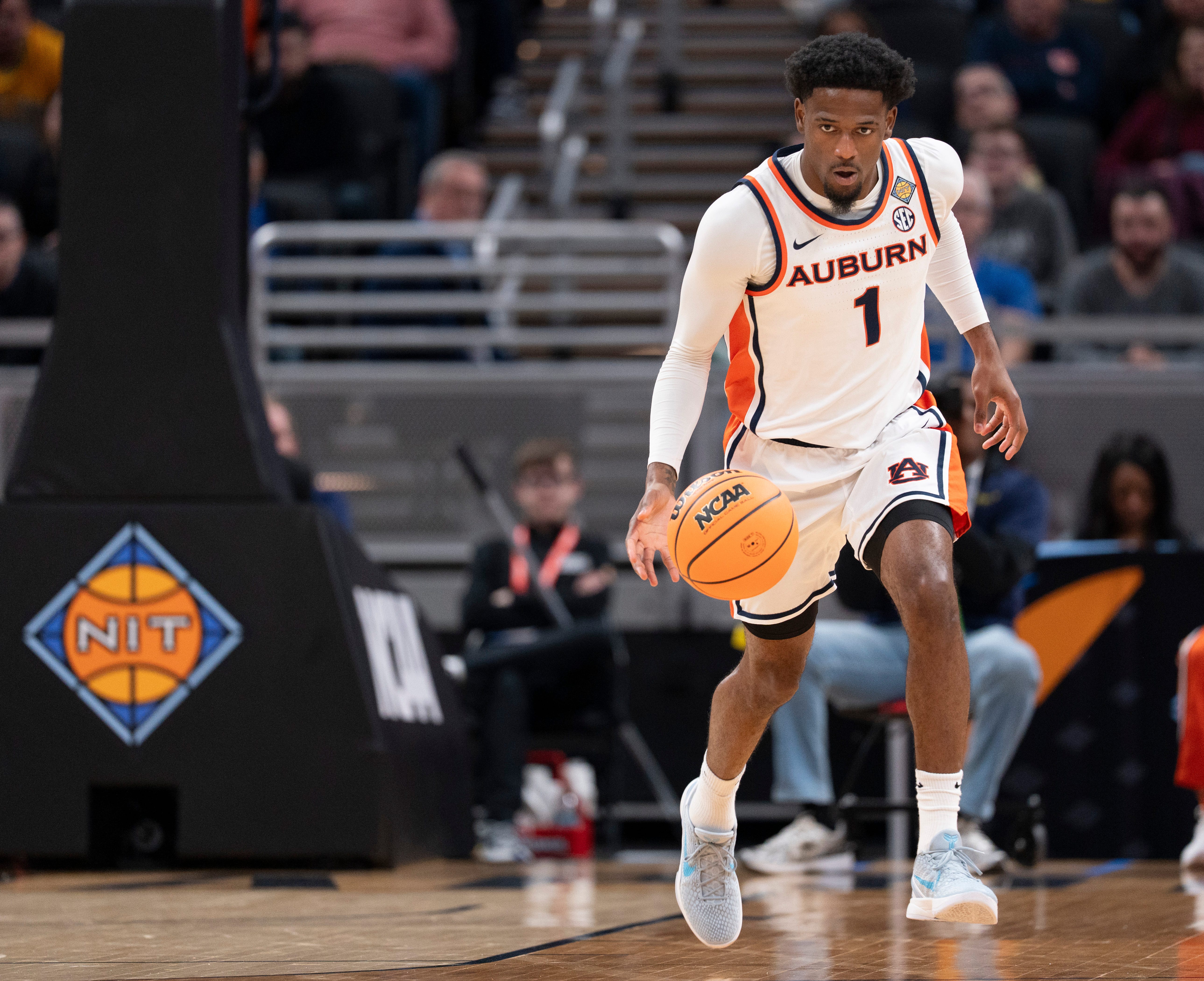 Auburn defeated Tulsa in the NIT championship game on Sunday night in Indianapolis. Follow for highlights.