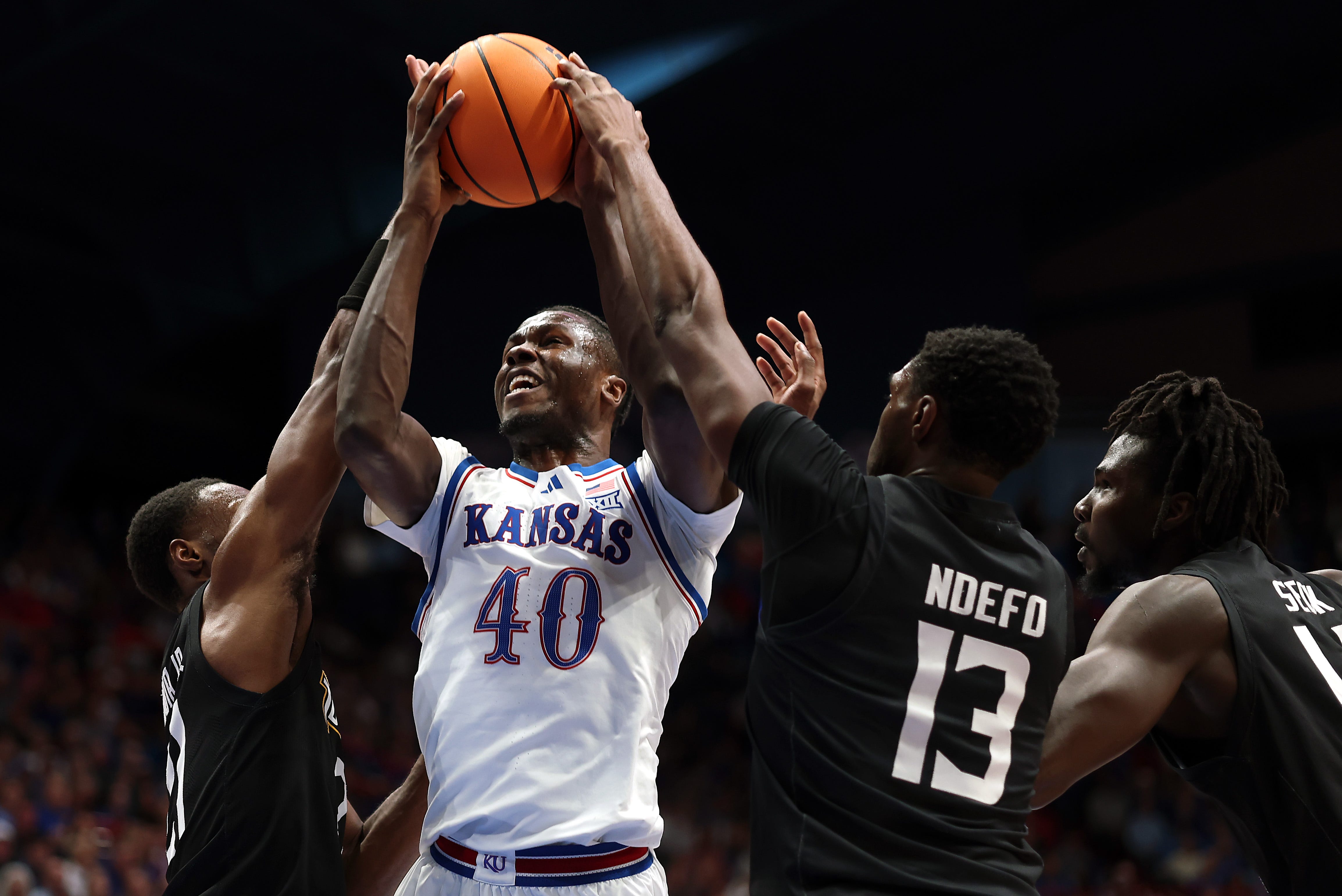 See USA TODAY's top available players in college basketball transfer portal for 2026. We'll provide updates as more players enter, others pick schools