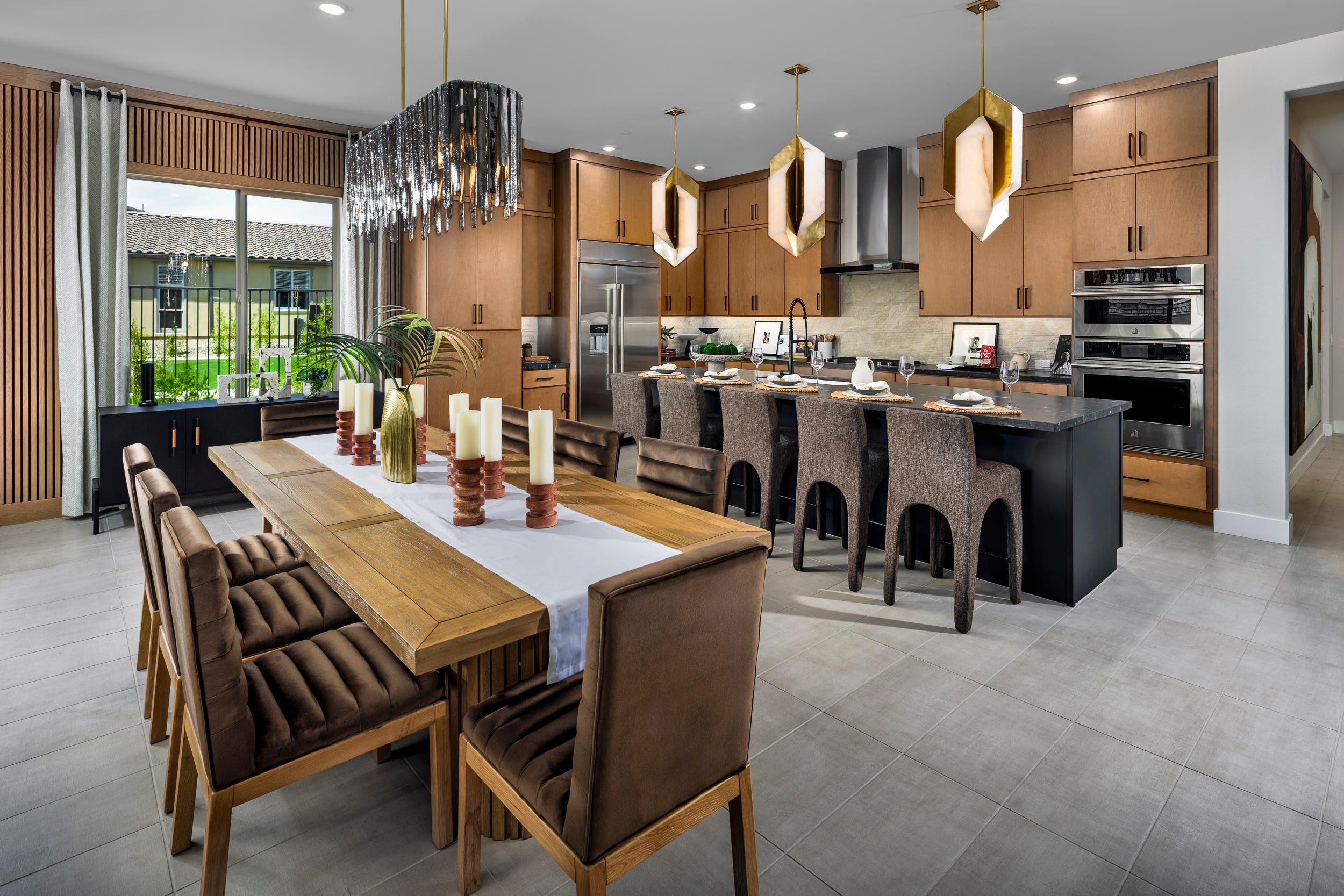 615 new homes with views for sale in Peoria. See them