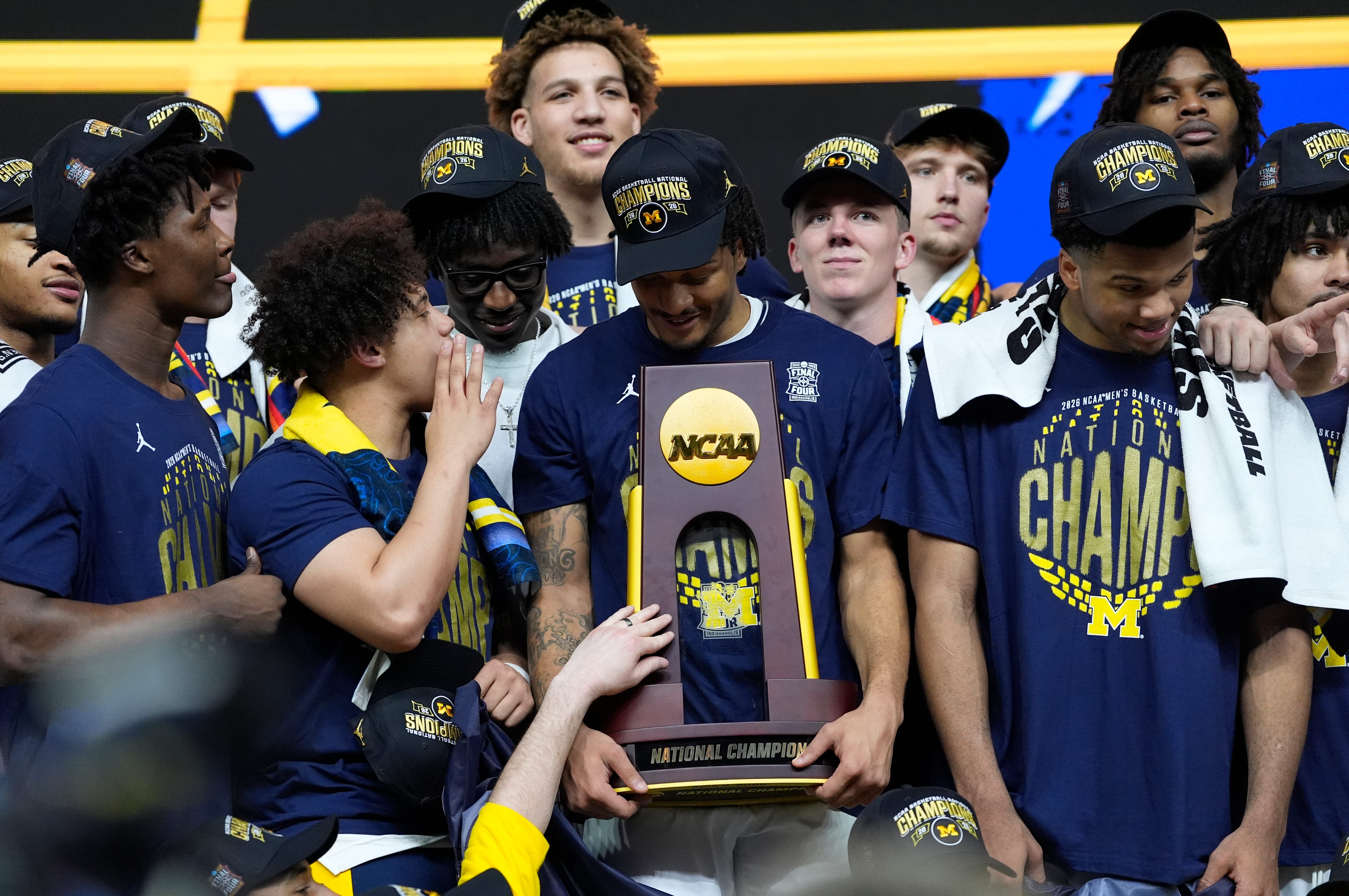 Michigan won its first national title since 1989 and finishes first the final USA TODAY Sports men's basketball poll. See the rest of the Top 25 teams.