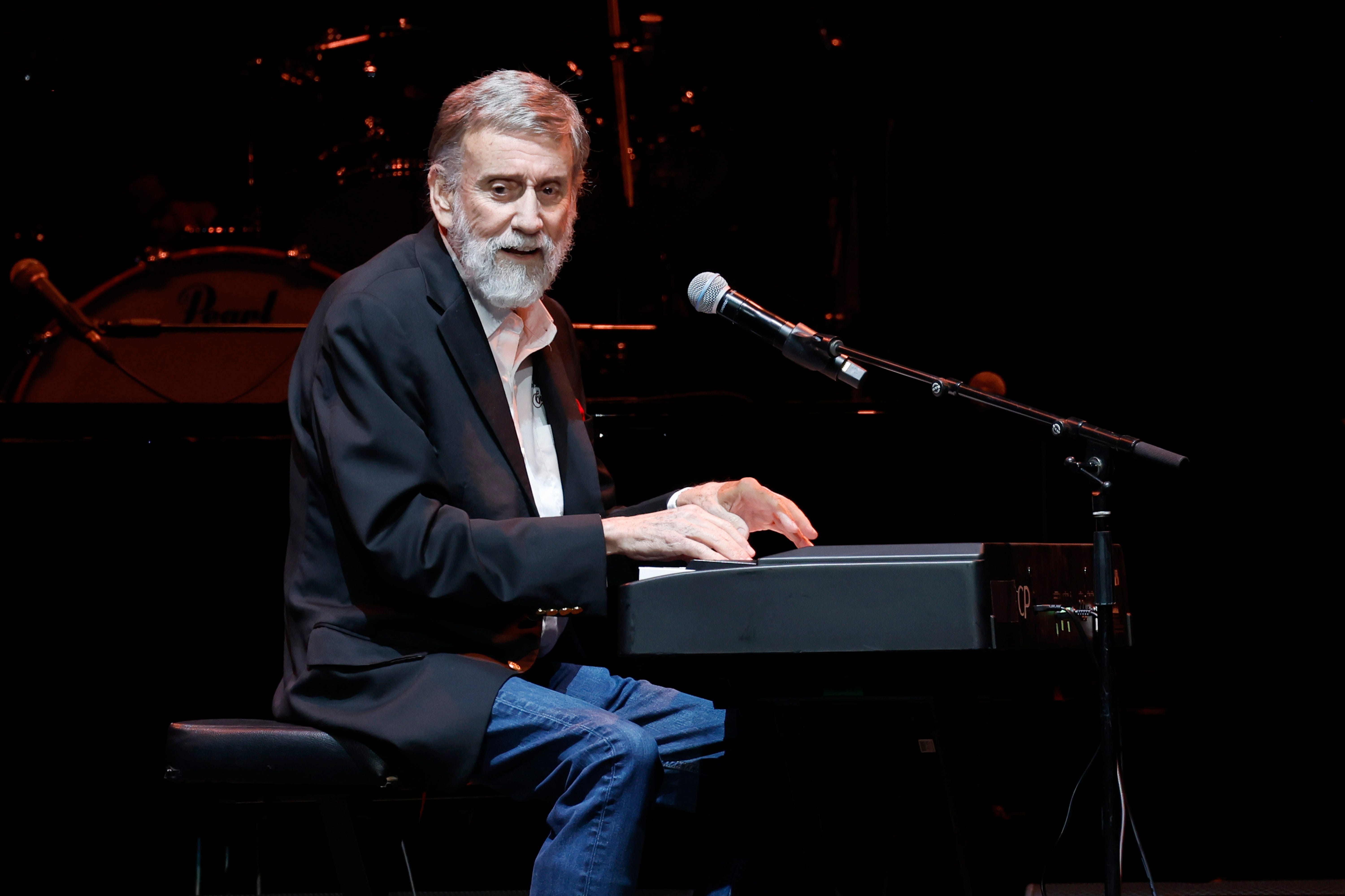 Country star Ray Stevens is on the road to recovery after recently breaking his neck in a fall.