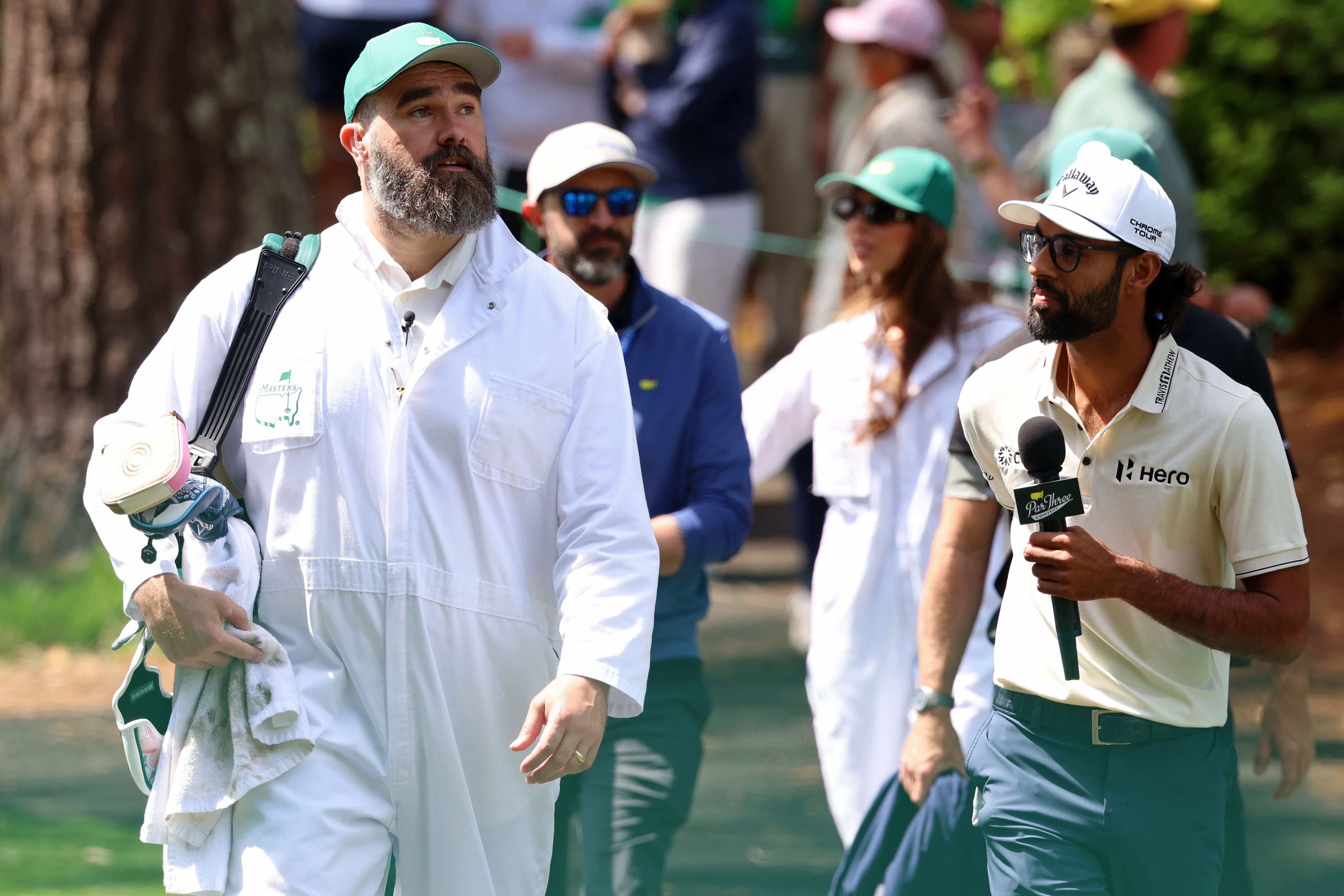 Jason Kelce got a chance to show off his skills as a caddie and a golfer at the 2026 Masters Par 3 Contest. Here's how he fared.