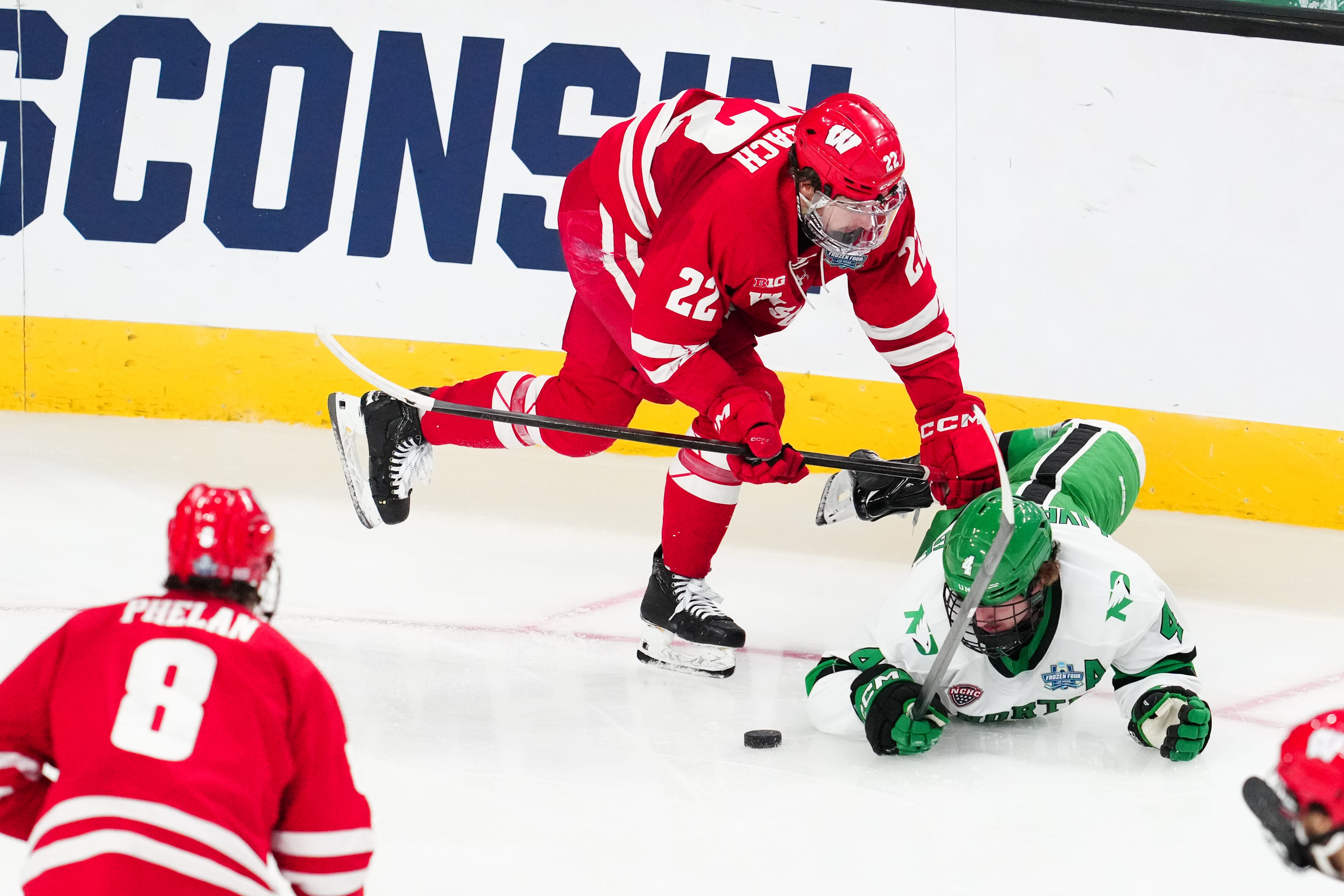 Which teams are in the NCAA national championship game? Here's the updated bracket following the Frozen Four semifinals: