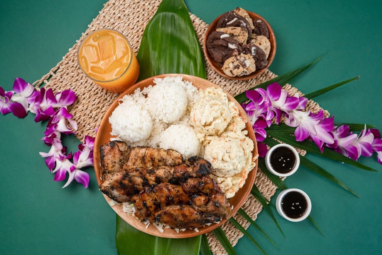 A Hawaiian restaurant specializing in plate lunches is opening its first location in metro Phoenix. Here's where and what they serve.
