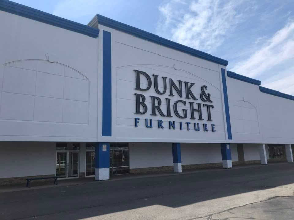 Dunk & Bright closes Syracuse store after 99 years