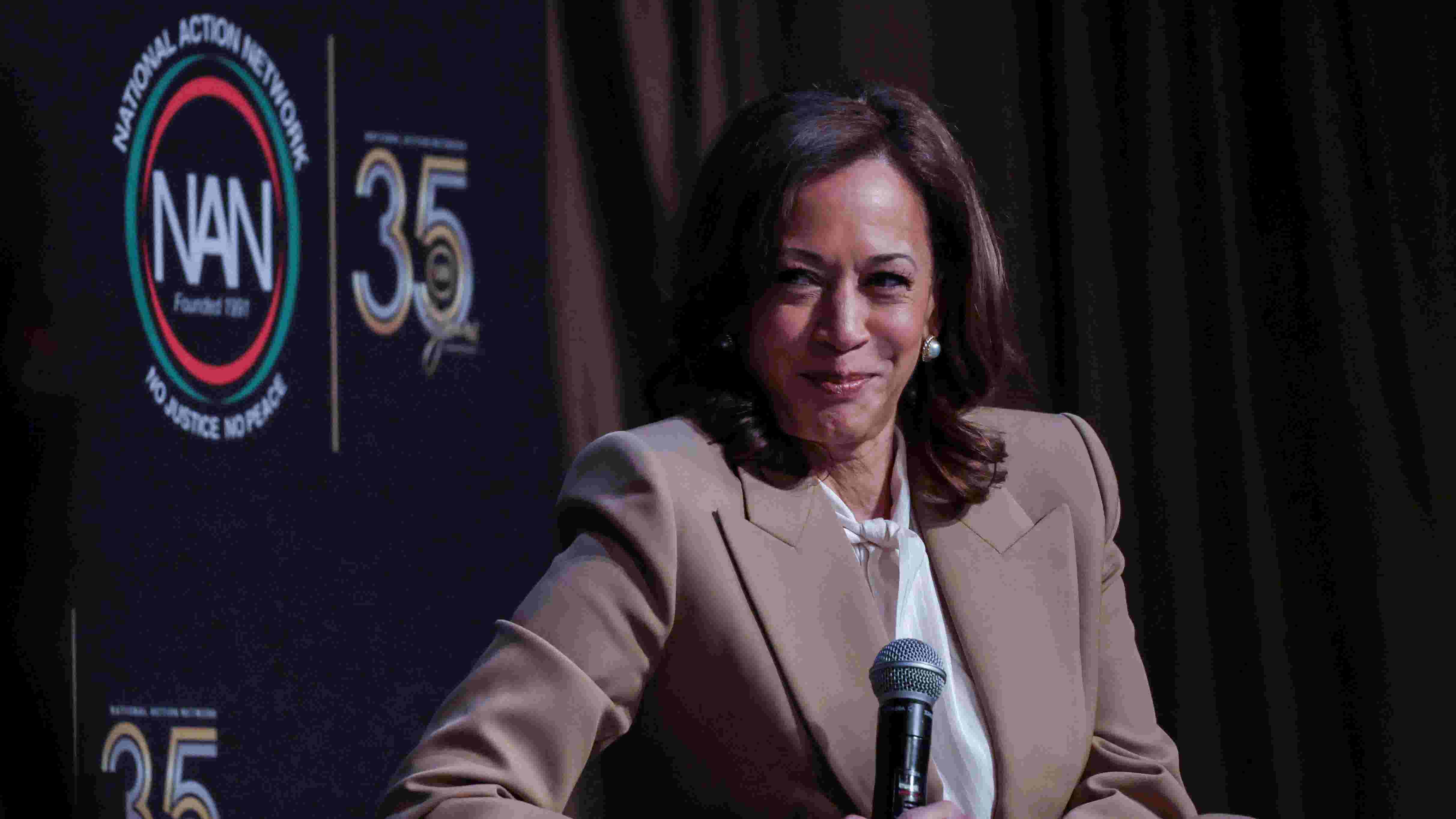 https://www.gannett-cdn.com/authoring/authoring-images/2026/04/10/USAT/89554748007-kamala-pic.JPG?crop=4848,2728,x0,y252&quality=10