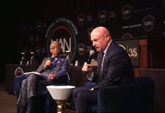 https://www.gannett-cdn.com/authoring/authoring-images/2026/04/11/PPHX/89569167007-kelly-with-sharpton.jpg?auto=webp&crop=323,183,x0,y18&format=pjpg&width=1200