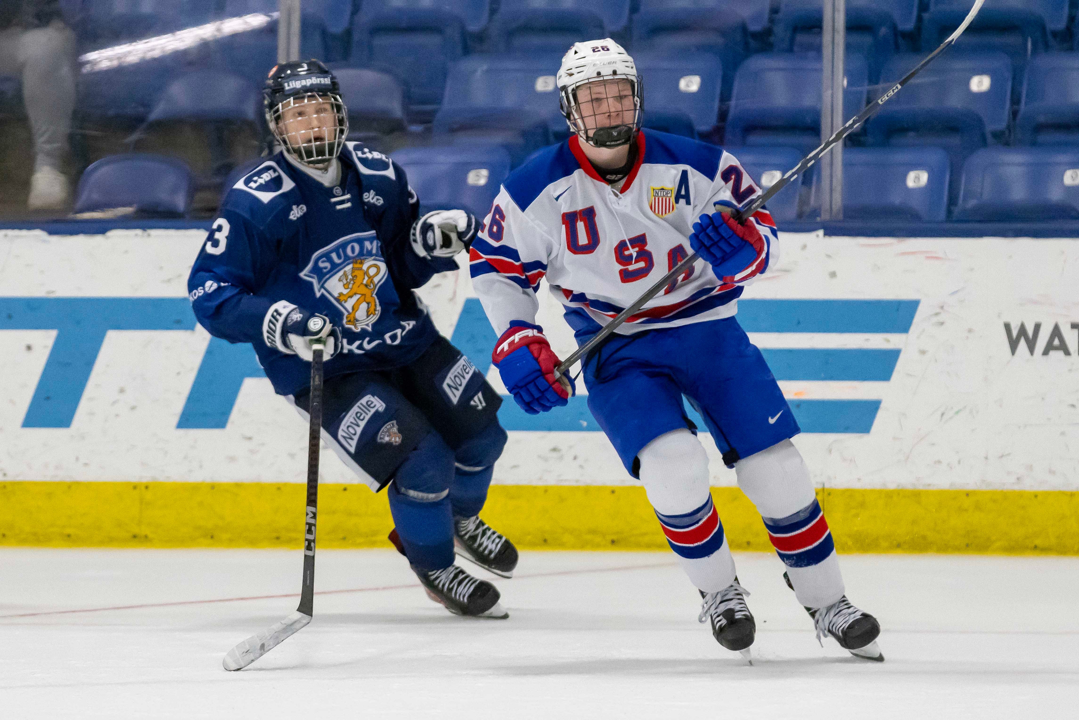 Minnesota Duluth sophomore forward Max Plante is the winner of the 2026 Hobey Baker Award as the top player in men's college hockey.