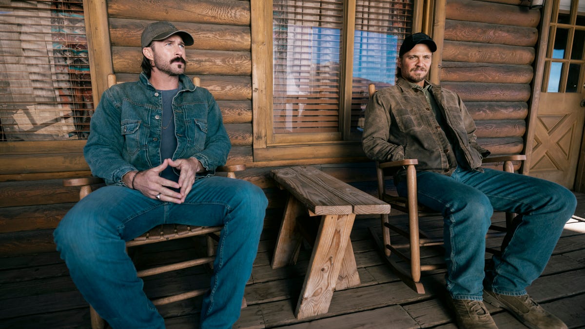 See Luke Grimes' 'Marshals' bromance with country singer Riley Green